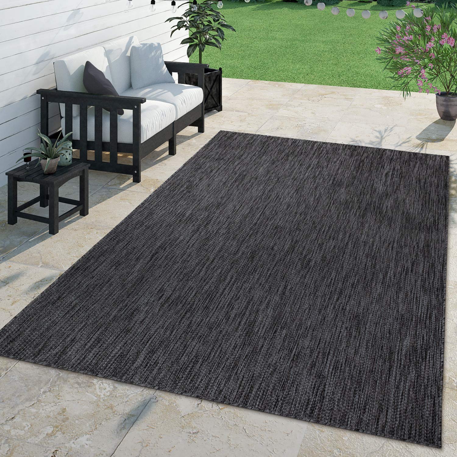 Solid Outdoor Rug For Patio Or Balcony Waterproof In Mottled Anthracite, Size: 5'3' Round
