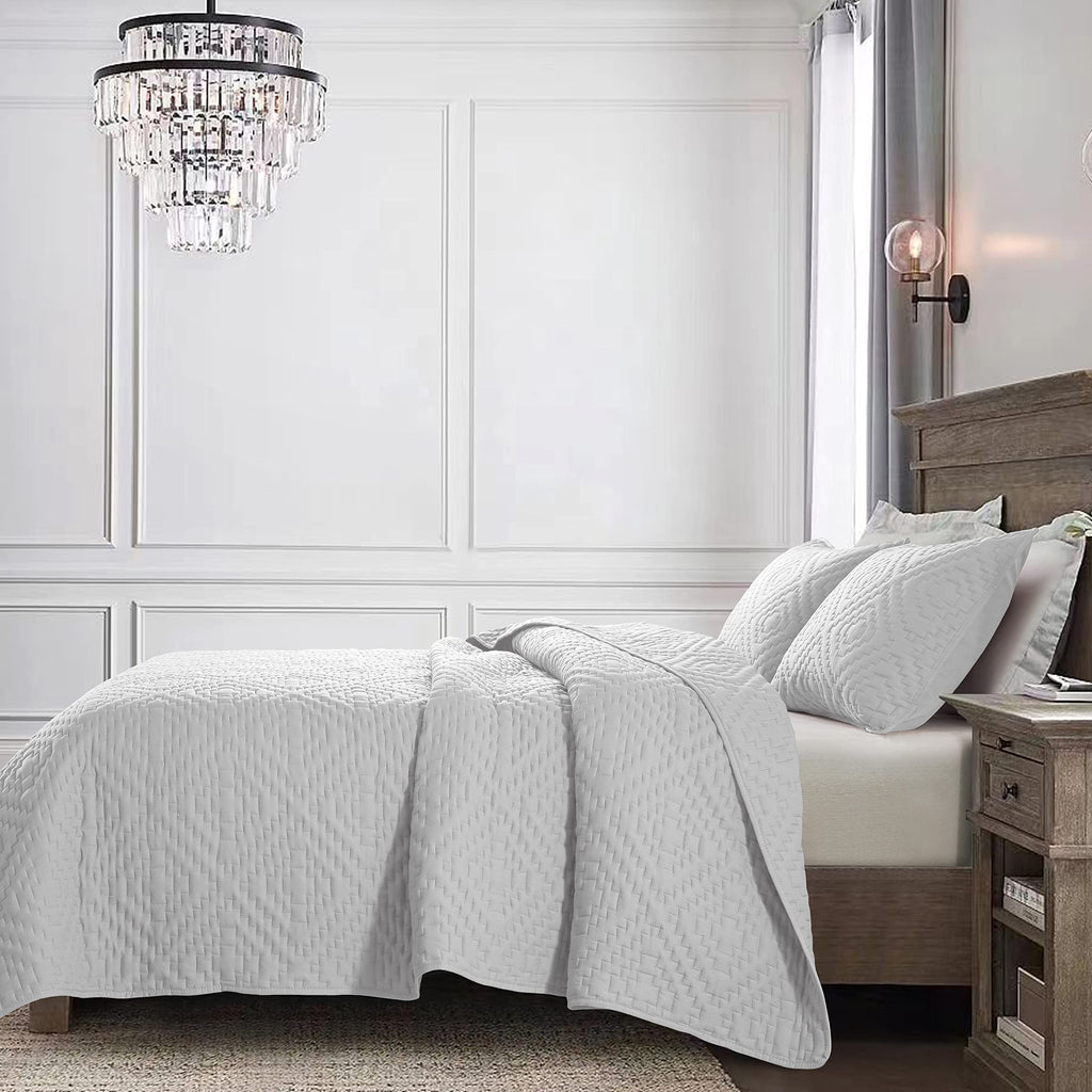 R.Share White King Size Quilt Bedding Sets With Pillow Shams, Boho Lightweight Soft Bedspread Coverlet, Quilted Blanket Thin Com