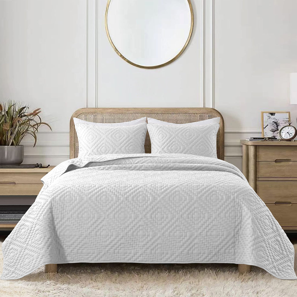 R.Share White King Size Quilt Bedding Sets With Pillow Shams, Boho Lightweight Soft Bedspread Coverlet, Quilted Blanket Thin Com