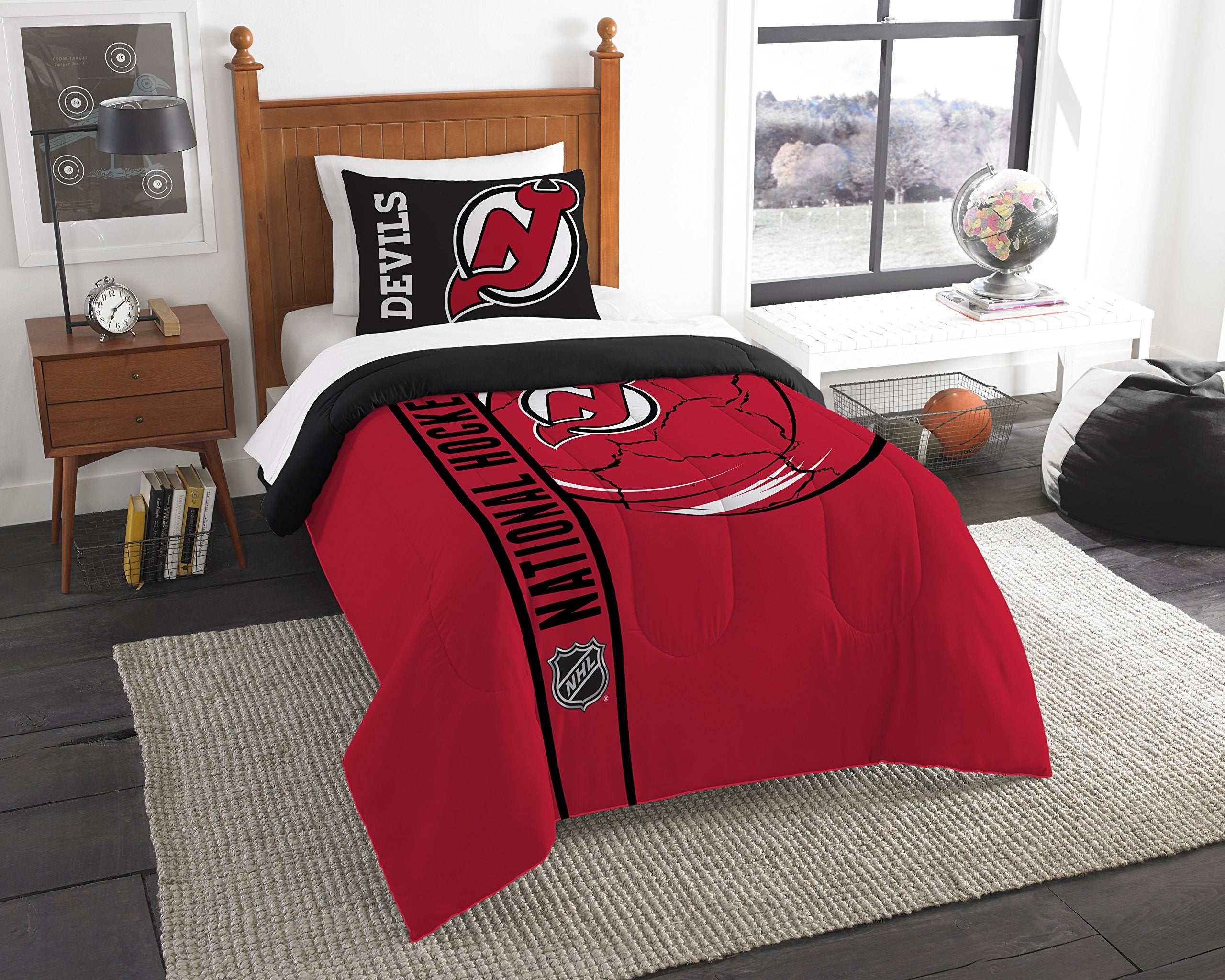 Northwest NHL New Jersey Devils Comforter and Sham Set, Full/Queen, Draft