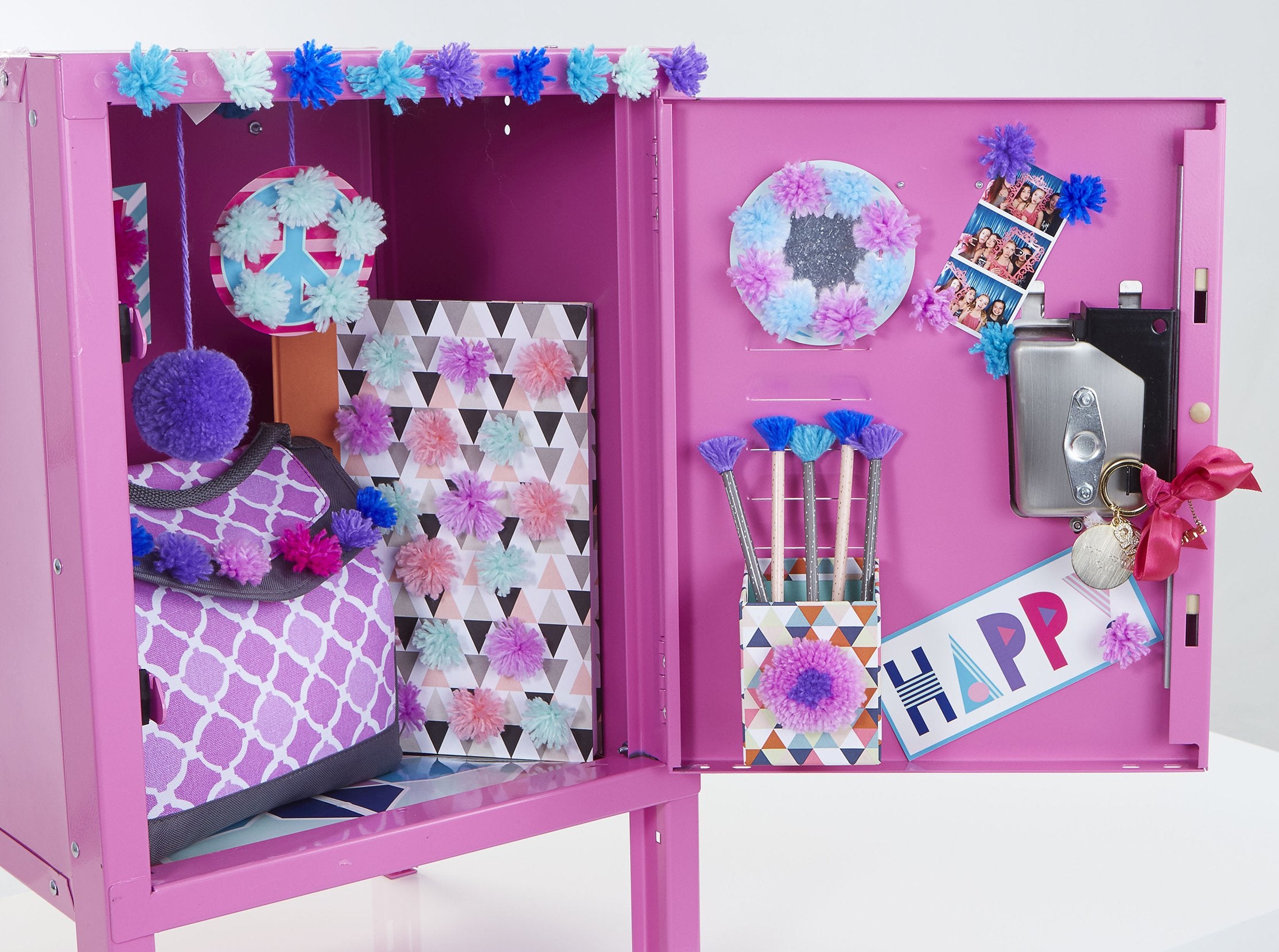 Pom Pom Wow! - Locker & Room D  Cor Set