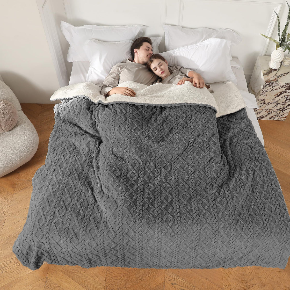 Chioky Electric Heated Blanket, 3D Pattern Design, 84 X 90    Heated Blanket With 5 Heating Levels & 10 Hours Auto Off, Grey