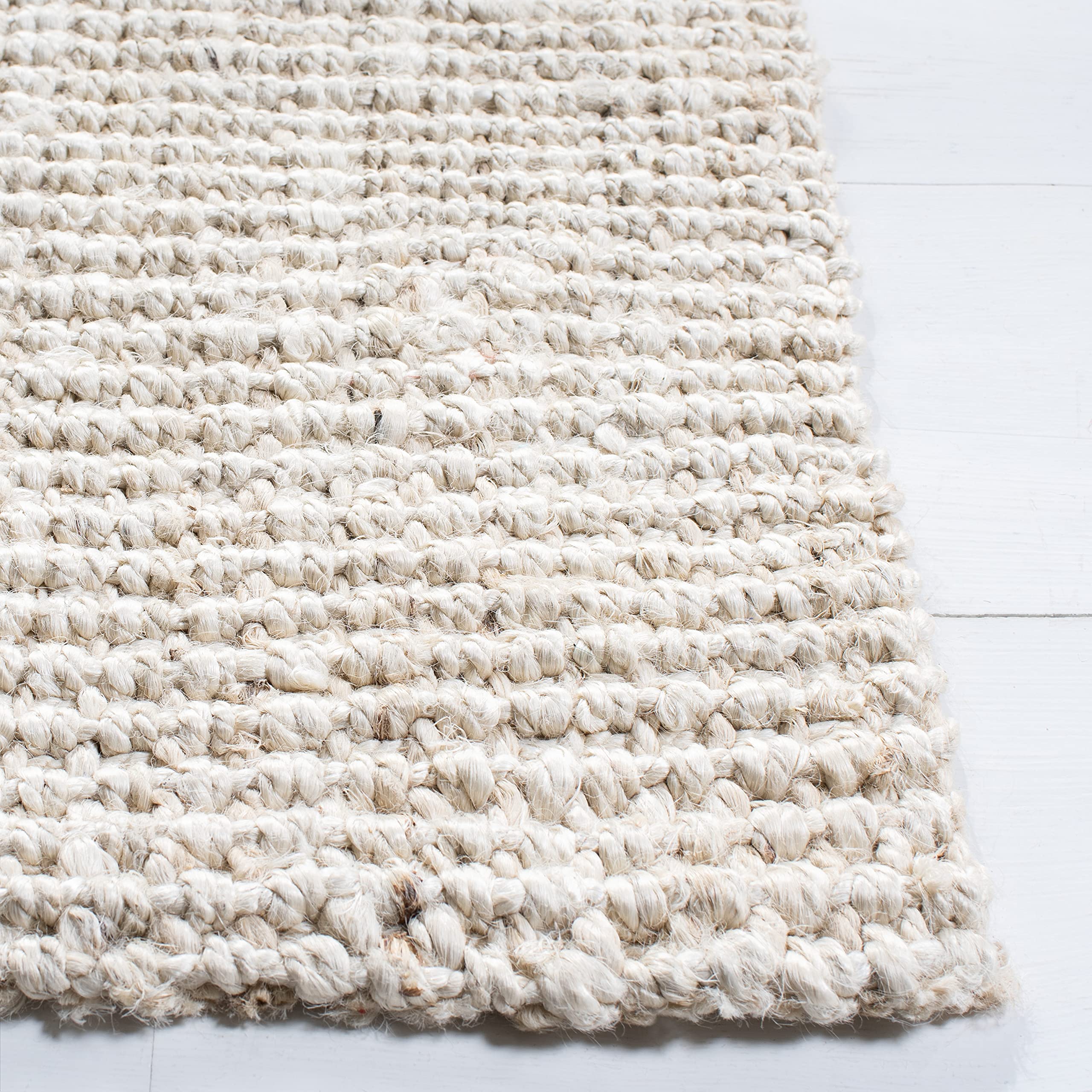 Safavieh Natural Fiber Collection Area Rug - 6' X 9', Bleach & Ivory, Handmade Farmhouse Jute, Ideal For High Traffic Areas In L