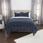 Rizzy Home | BQ4530 | Polyester Quilt | 90"x92" Blue/Metallic/ Geometric