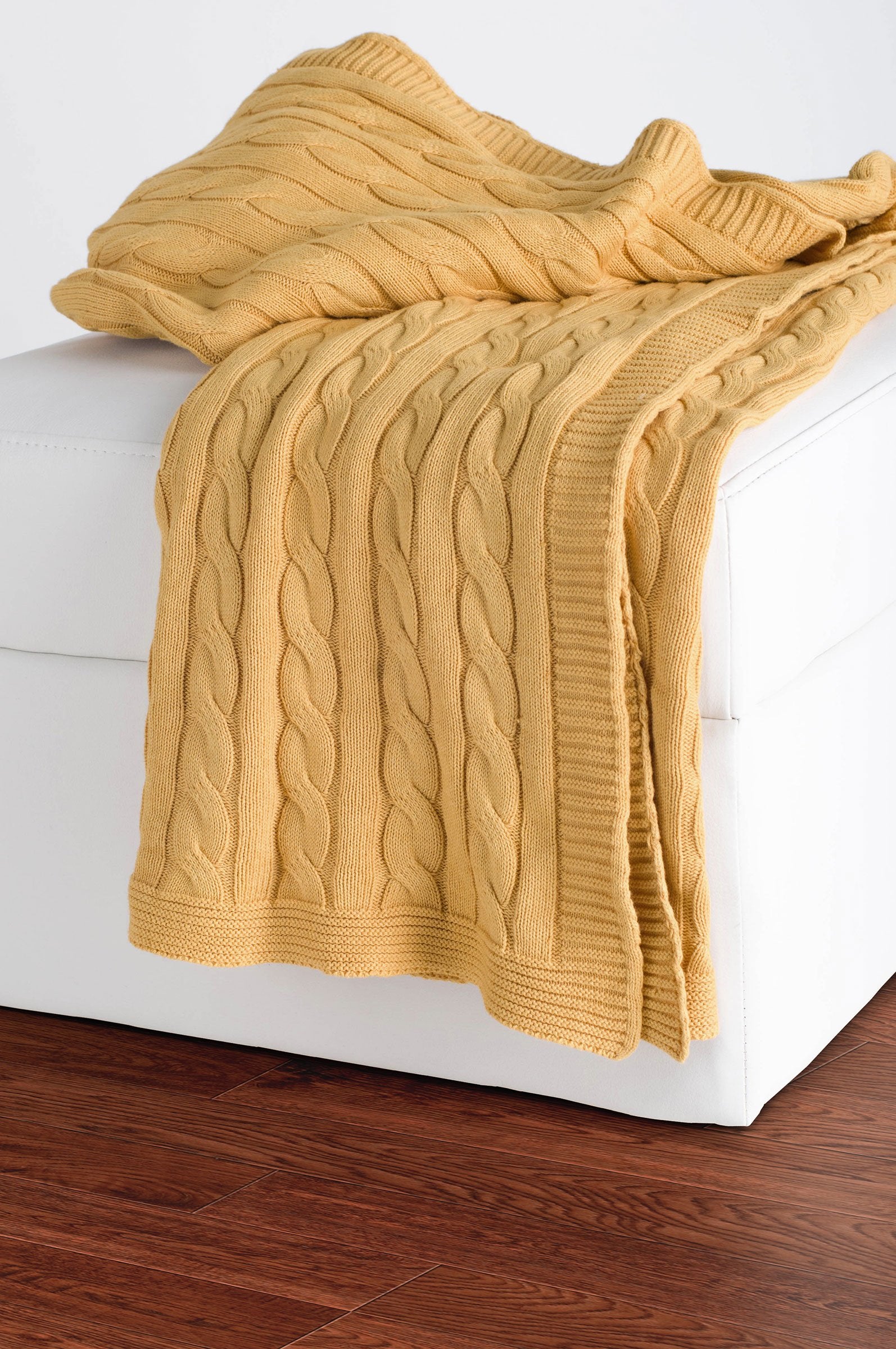 Rizzy Home | TH0143 | Throw | 50"x60" Yellow Cable Knit Throws