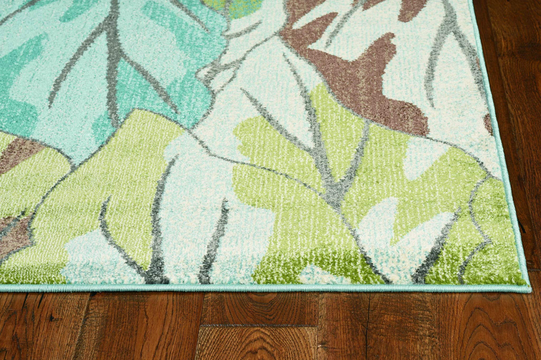 HomeRoots 118 X 158 Blue Polypropylene Rug