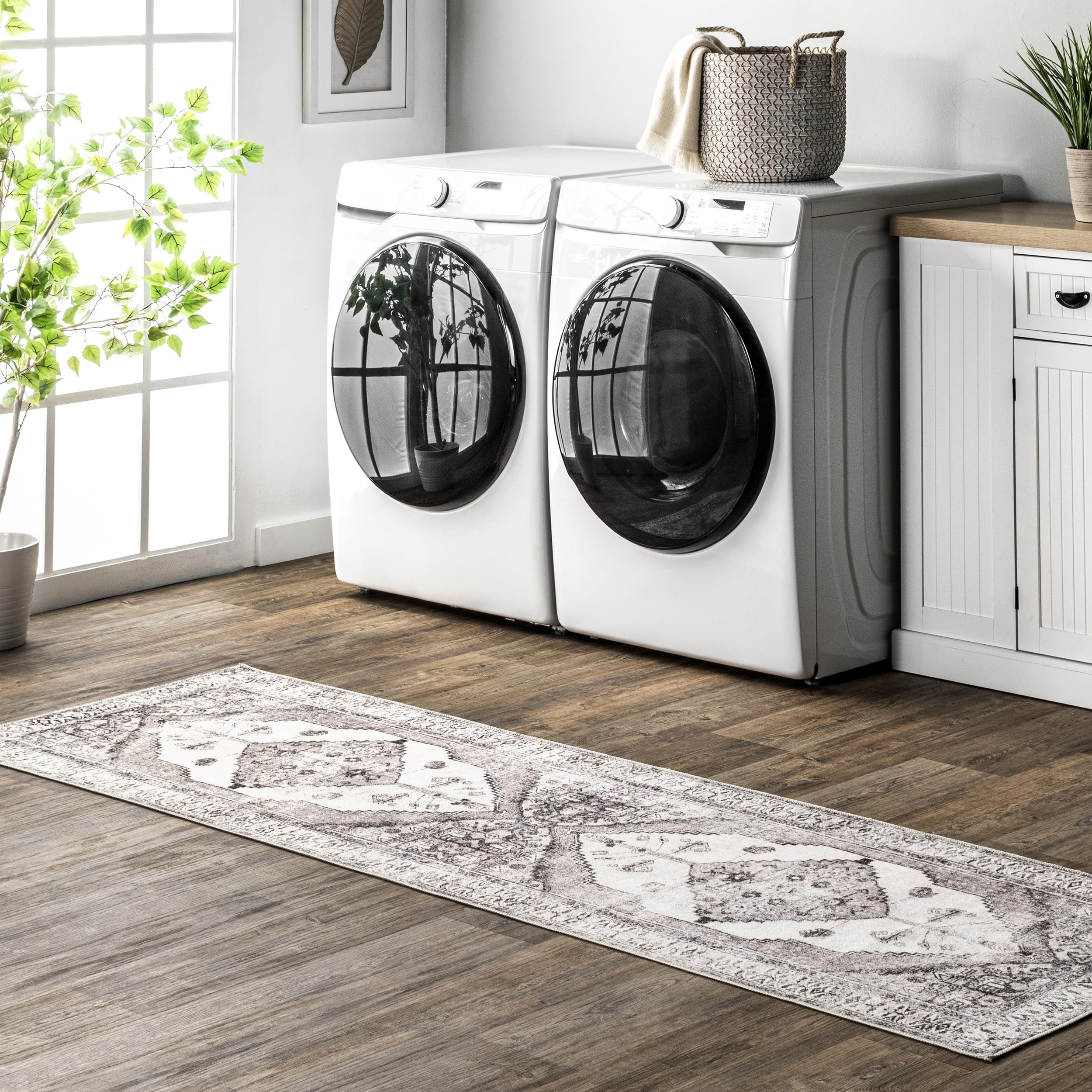 nuLOOM Gladys Machine Washable Vintage Medallion Ultra Thin Runner Rug, 2 6 x 10, Light Grey