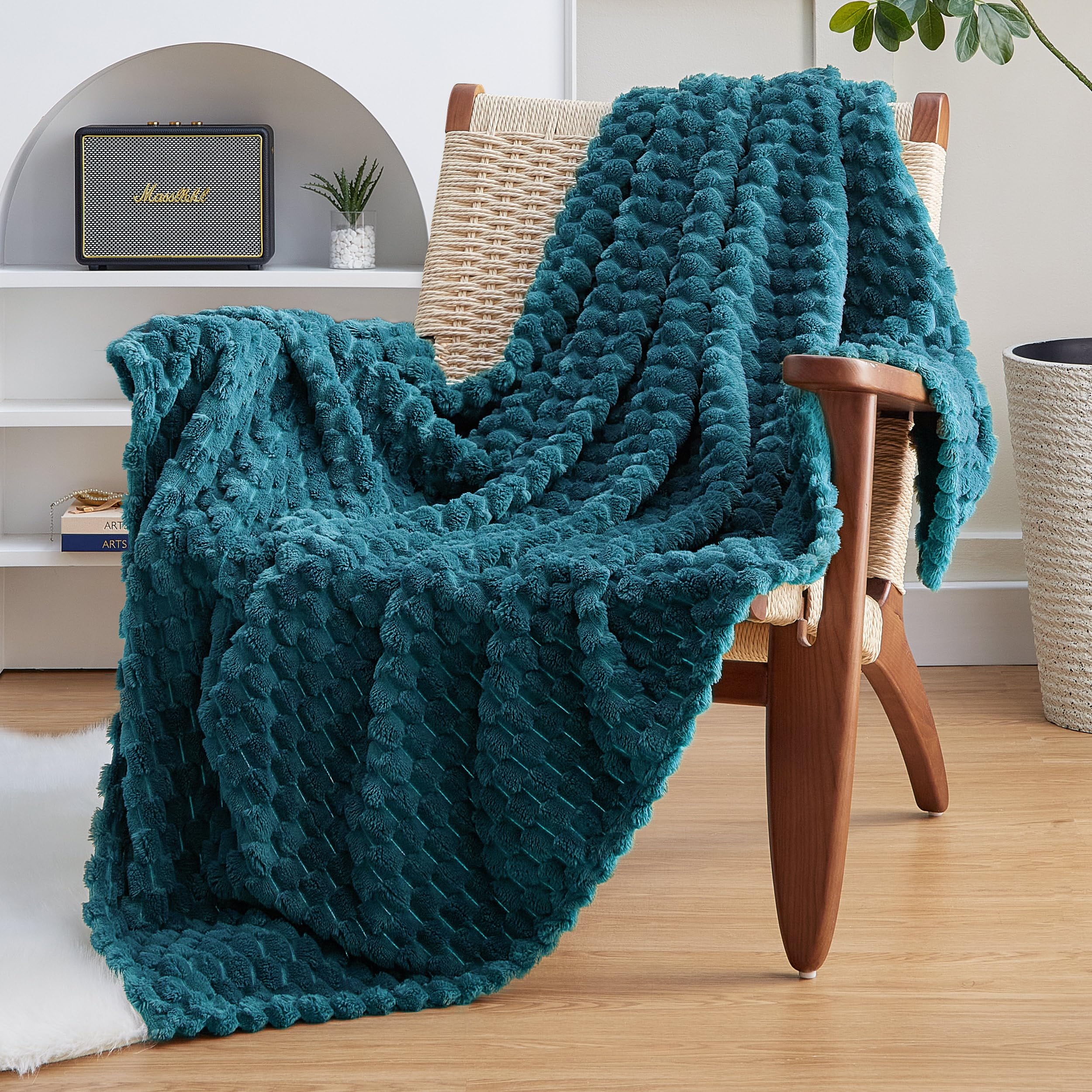 Exq Home Fleece Blanket Twin Size For Couch Or Bed - 3D Imitation Turtle Shell Jacquard Decorative Blankets - Cozy Soft Fuzzy Fl