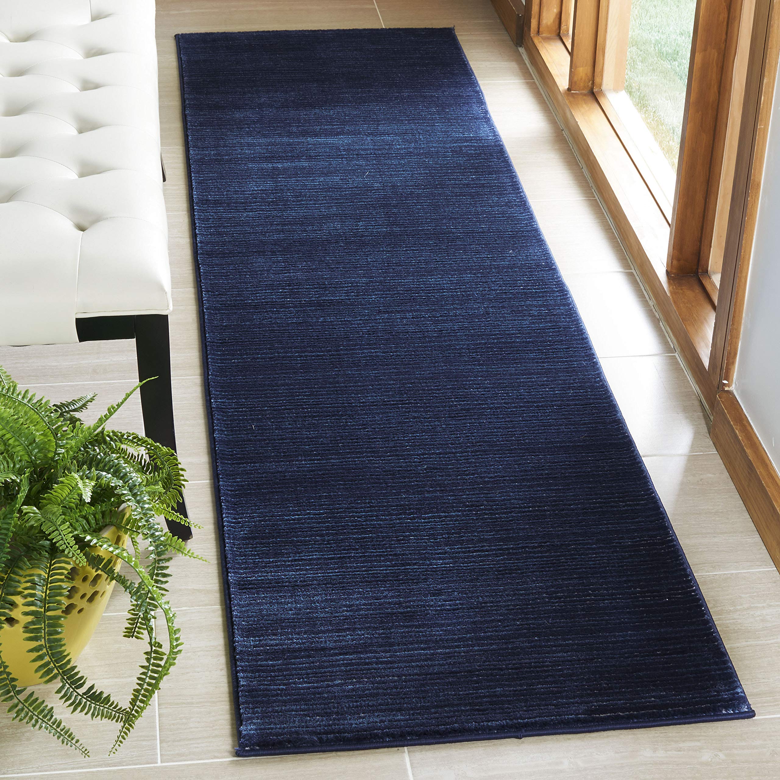 SAFAVIEH Vision Collection Runner Rug - 22 x 8, Navy, Modern Ombre Tonal Chic Design, Non-Shedding & Easy Care, Ideal for High