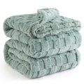 Bedsure Fleece King Blanket For Couch - Super Soft Cozy Blankets For Women, Cute Small Blanket For Girls, 108X90 Inches,Sage Gre