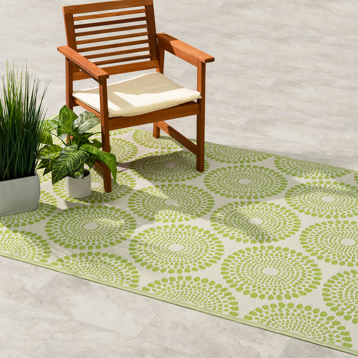 Fab Habitat Outdoor Rug - Waterproof, Fade Resistant, Crease-Free - Premium Recycled Plastic - Floral Medallion - Patio, Deck, P