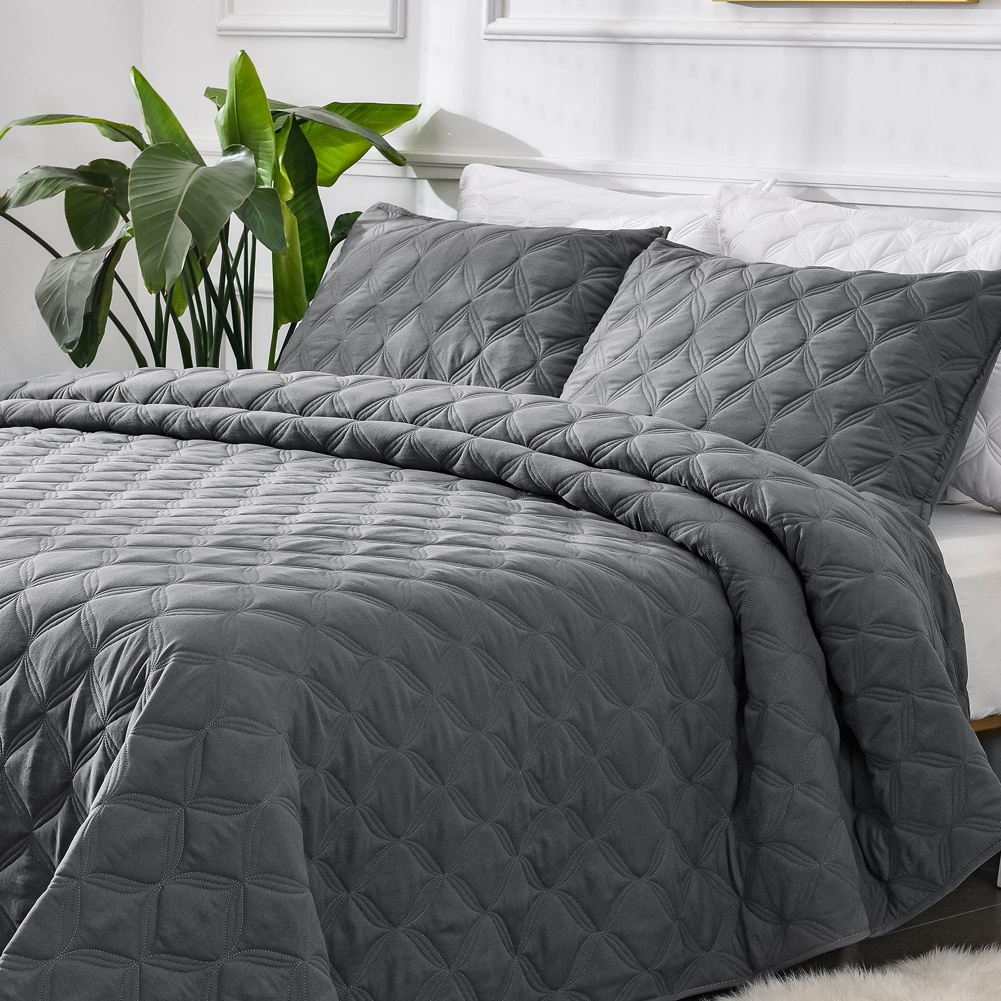 Litanika King Size Quilt Set Grey, Lightweight Comforter Gray - 3 Pieces Bedspreads & Coverlets Bedding Cover All Season Use Bed