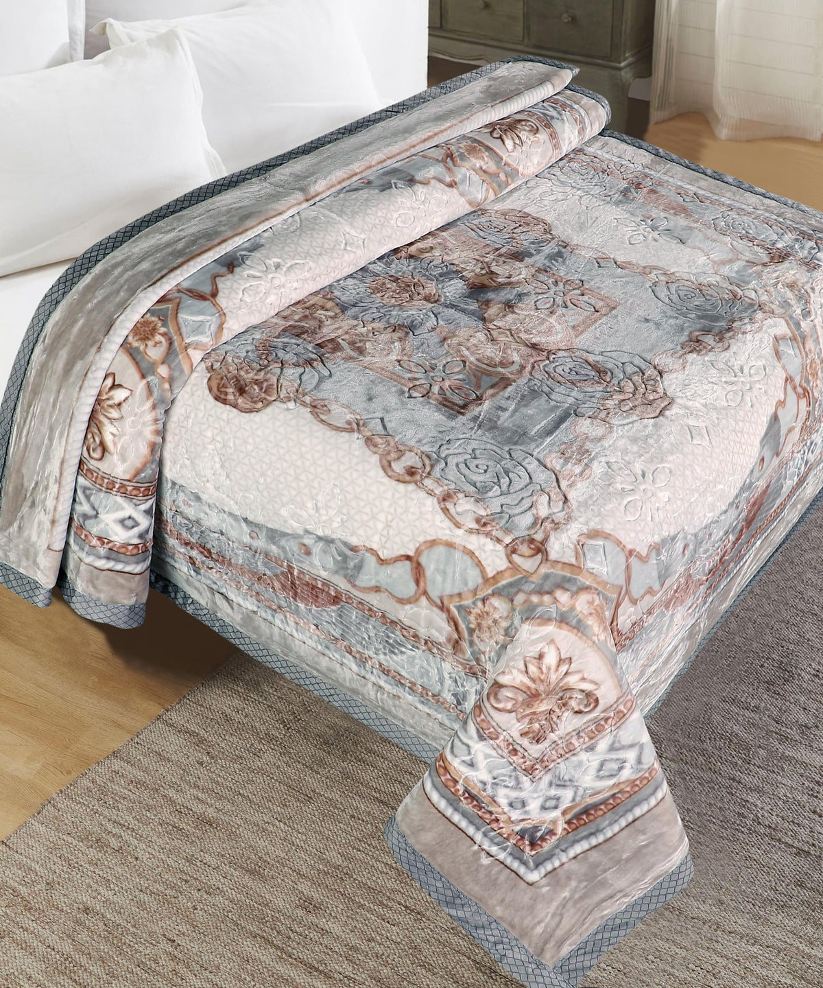 Petals Dreams Blanket Double Bed for Mild Winter, 700 GSM, 2 Ply, Cloudy Mink Blanket (210x240 cm) (Seashel)