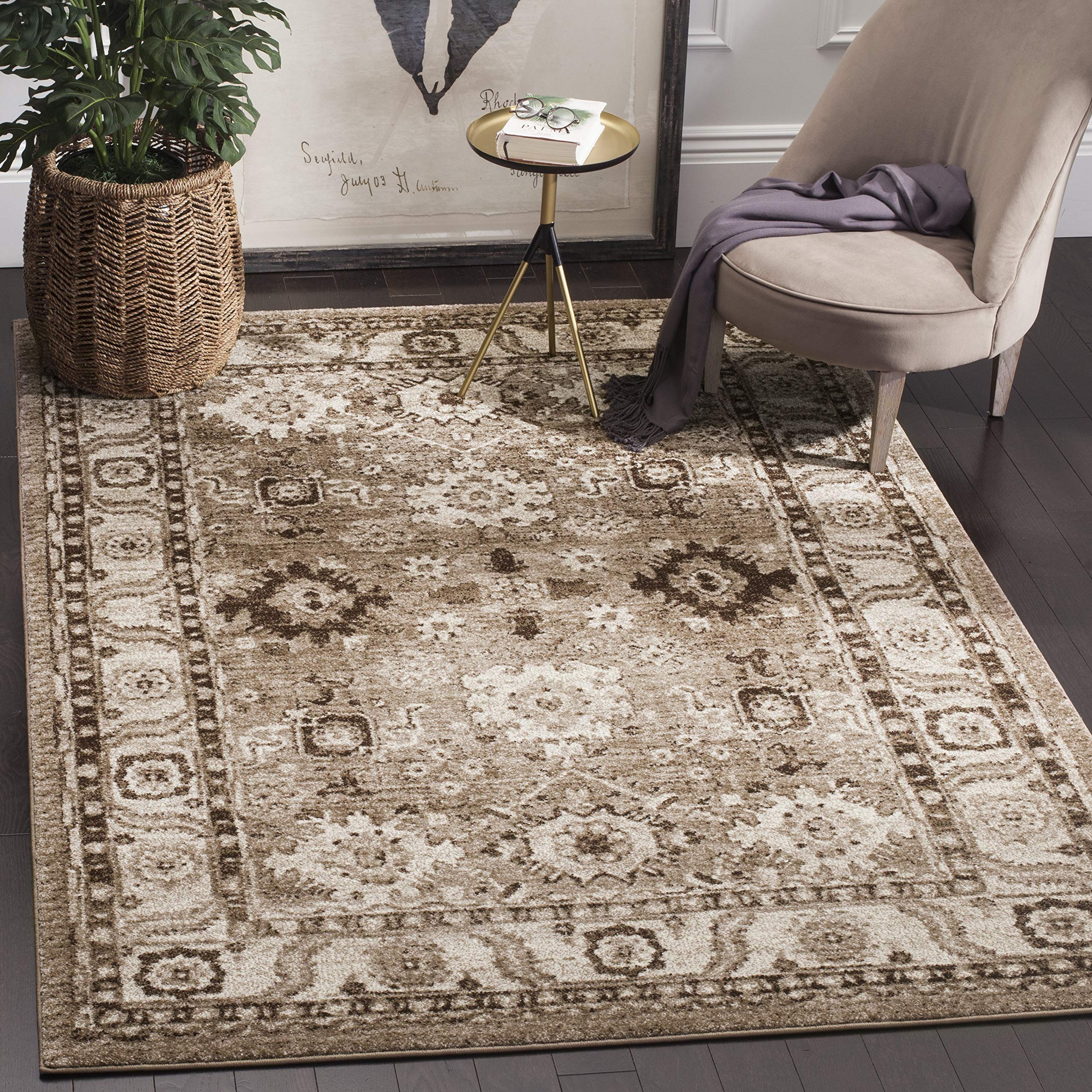 SAFAVIEH Vintage Hamadan Collection 53 Square Taupe VTH214T Oriental Traditional Persian Non-Shedding Living Room Bedroom Area 