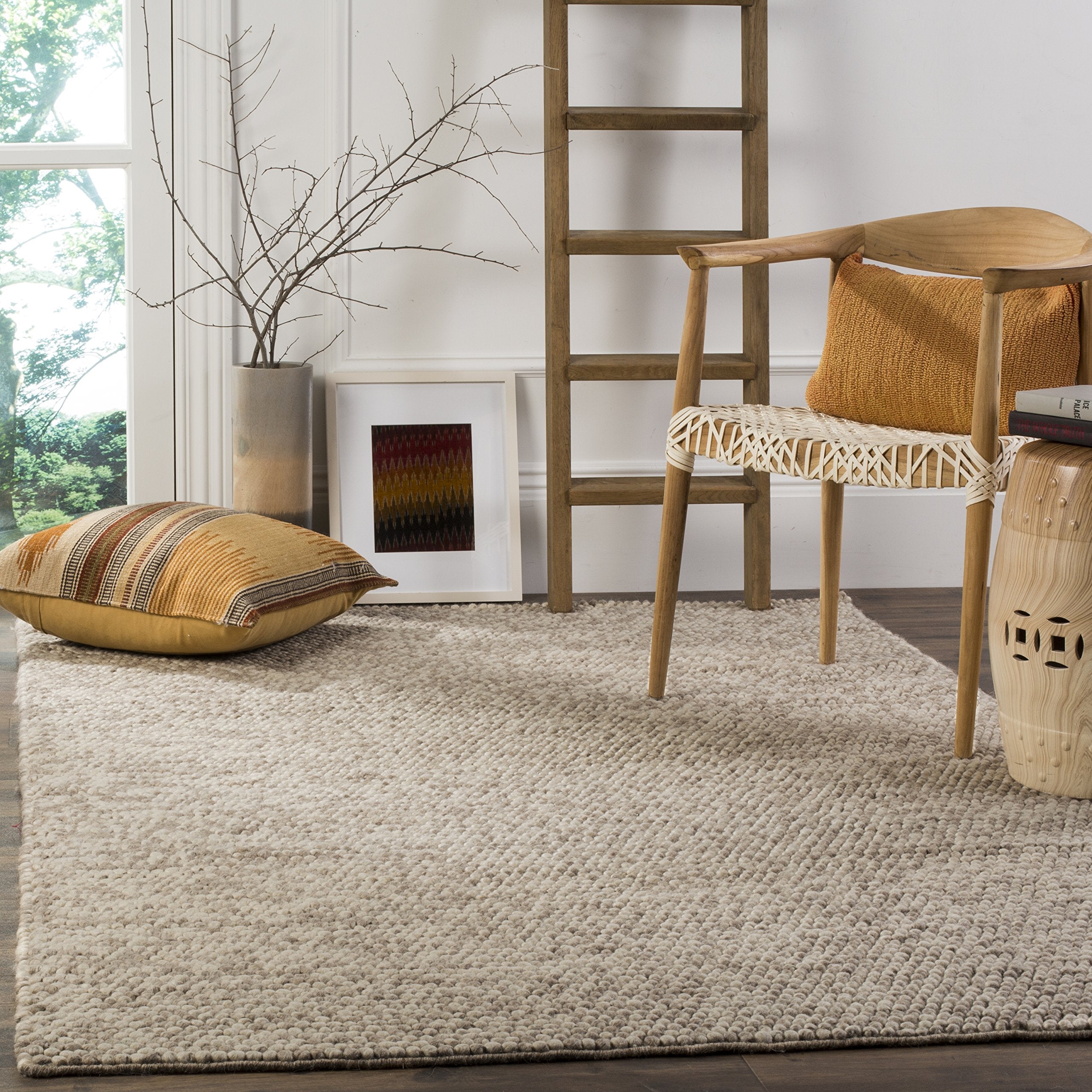 SAFAVIEH Natura Collection Area Rug - 6 x 9, Beige, Handmade Wool, Ideal for High Traffic Areas in Living Room, Bedroom (NAT62