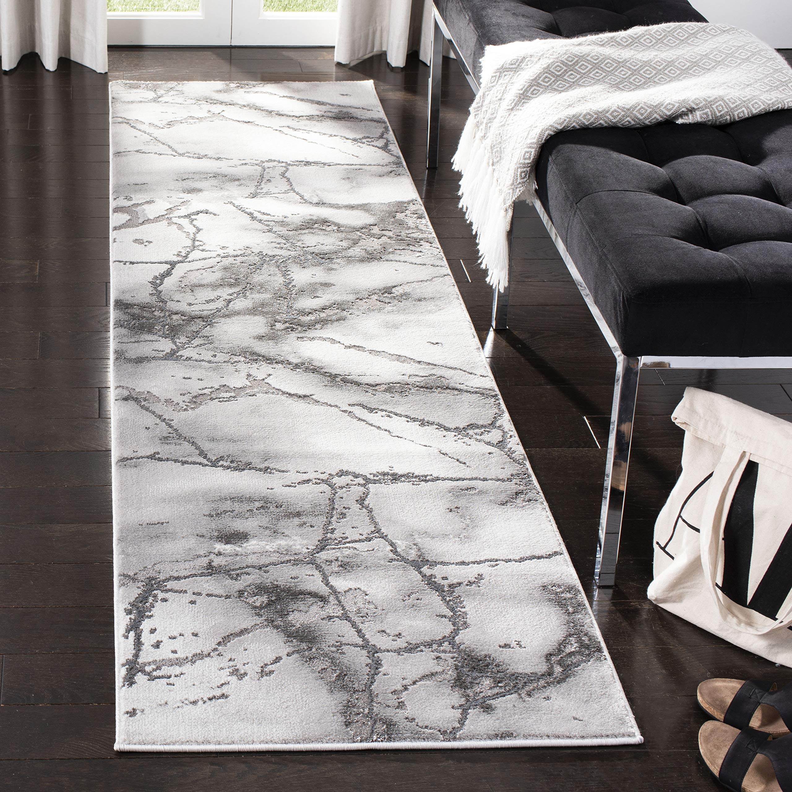 SAFAVIEH Craft Collection 23 x 12 Grey / Silver CFT877G Modern Abstract Non-Shedding Living Room Bedroom Runner Rug