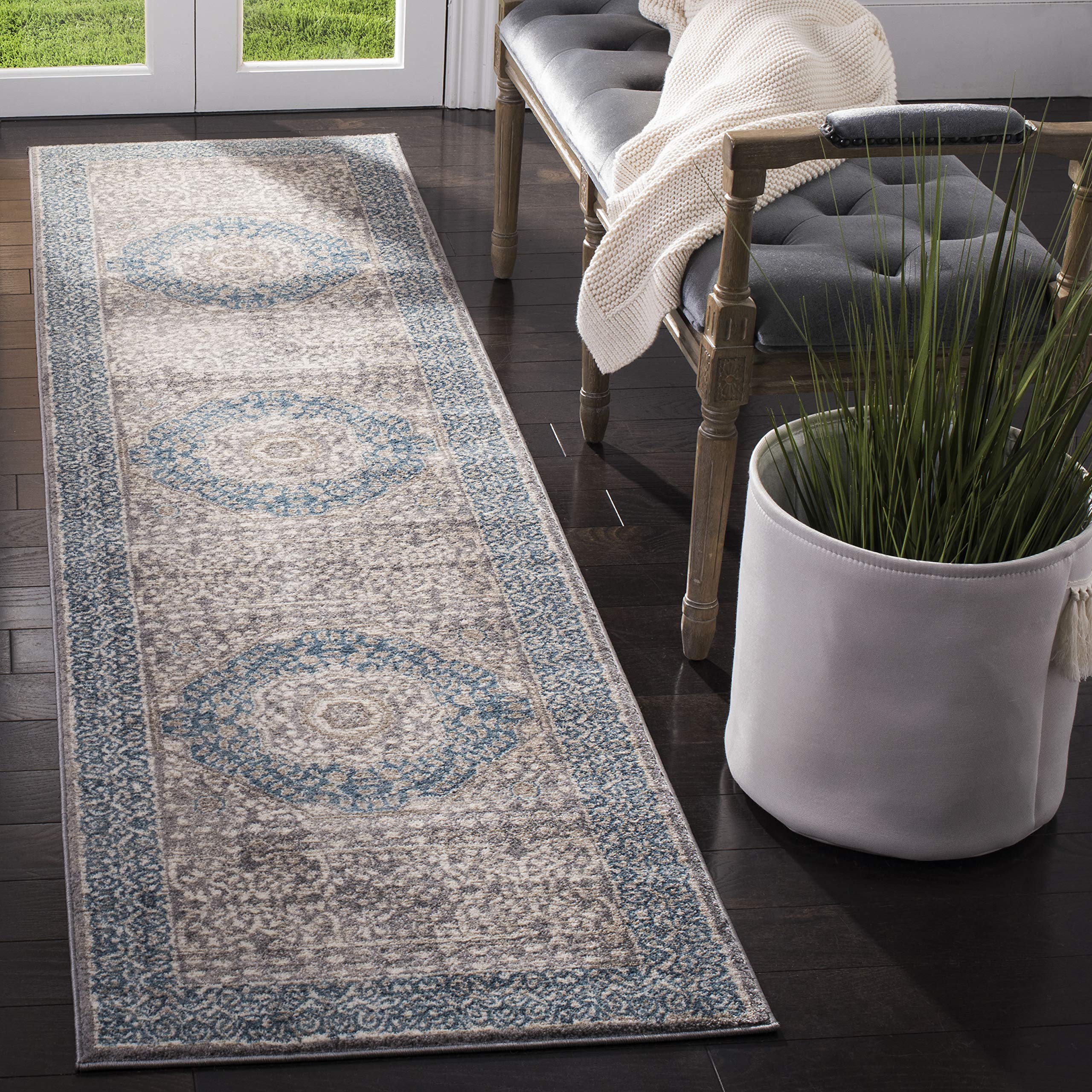 SAFAVIEH Sofia Collection 22 x 12 Light Grey/Blue SOF365A Vintage Oriental Distressed Non-Shedding Living Room Bedroom Runner 