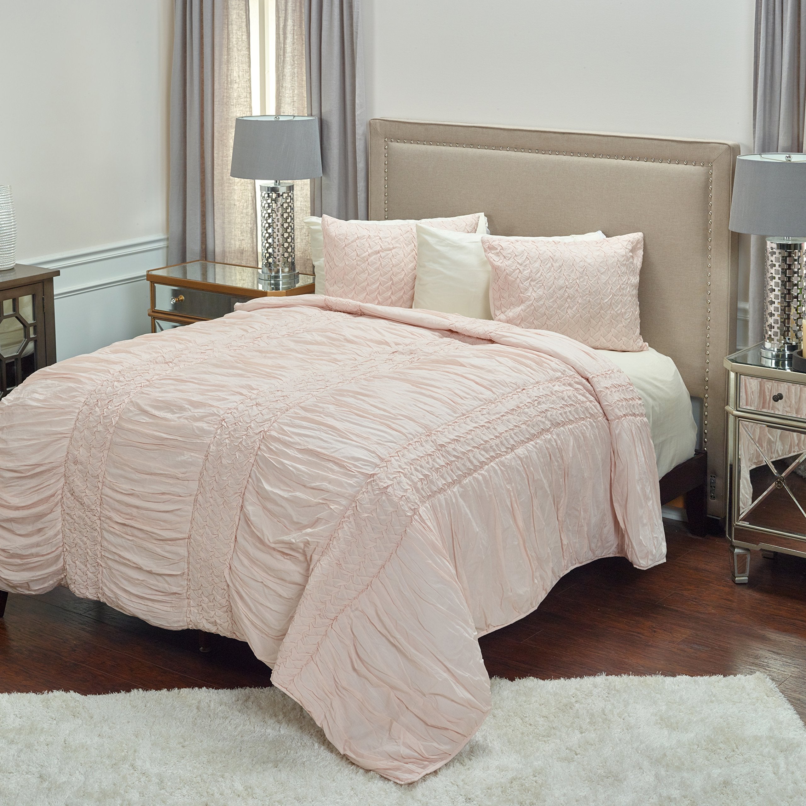 Rizzy Home | BT3141 | Polyester Quilt | 106"x92" Pink Solid Textured