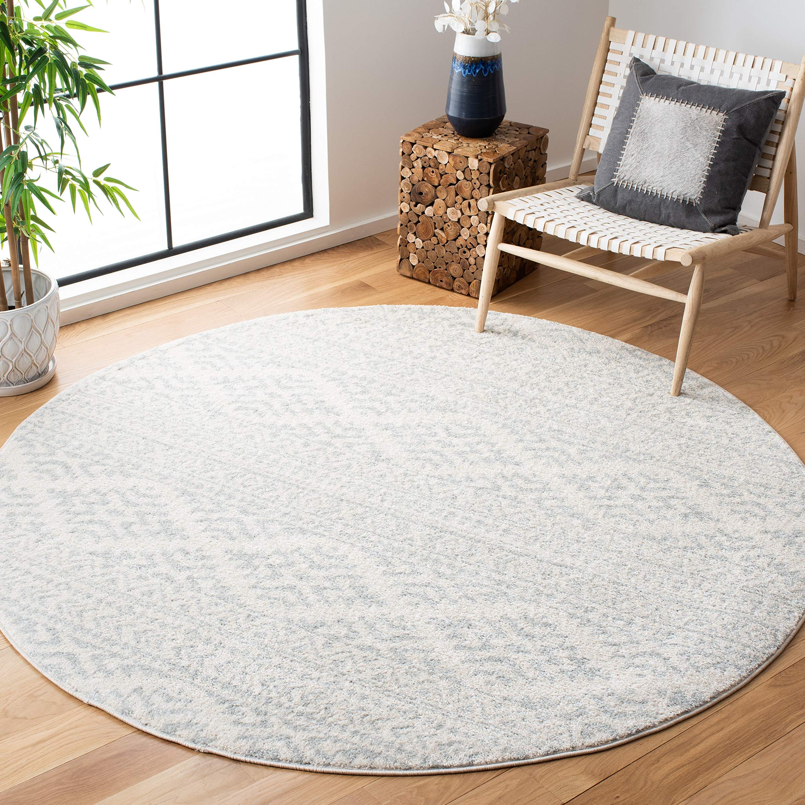 SAFAVIEH Tulum Collection Area Rug - 3 Round, Ivory & Light Grey, Moroccan Boho Tribal Design, Non-Shedding & Easy Care, Ideal 