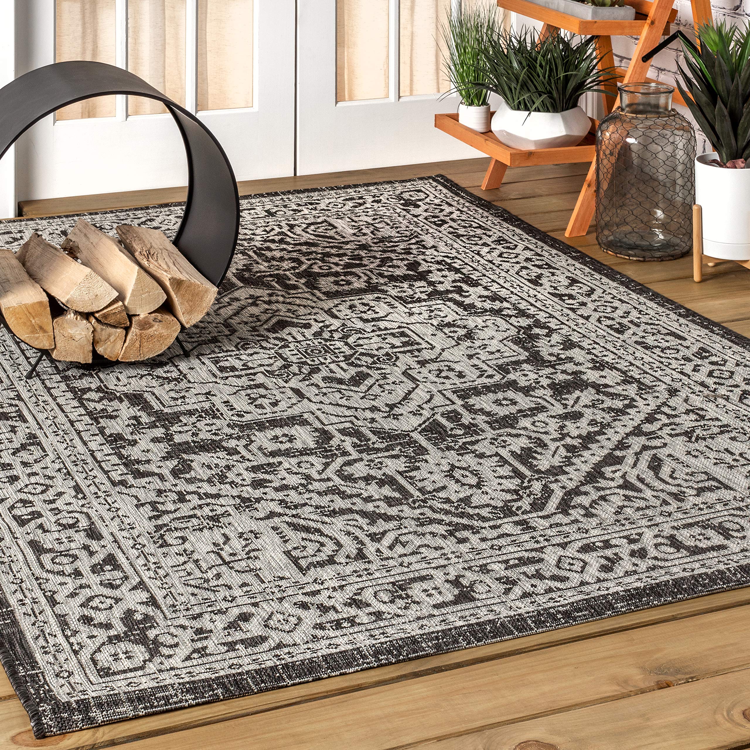 JONATHAN Y SMB101D-6 Sinjuri Medallion Textured Weave Gray/Black 6 ft. x 9 ft. Indoor/Outdoor Area Rug, Pet Friendly, Non-Sheddi