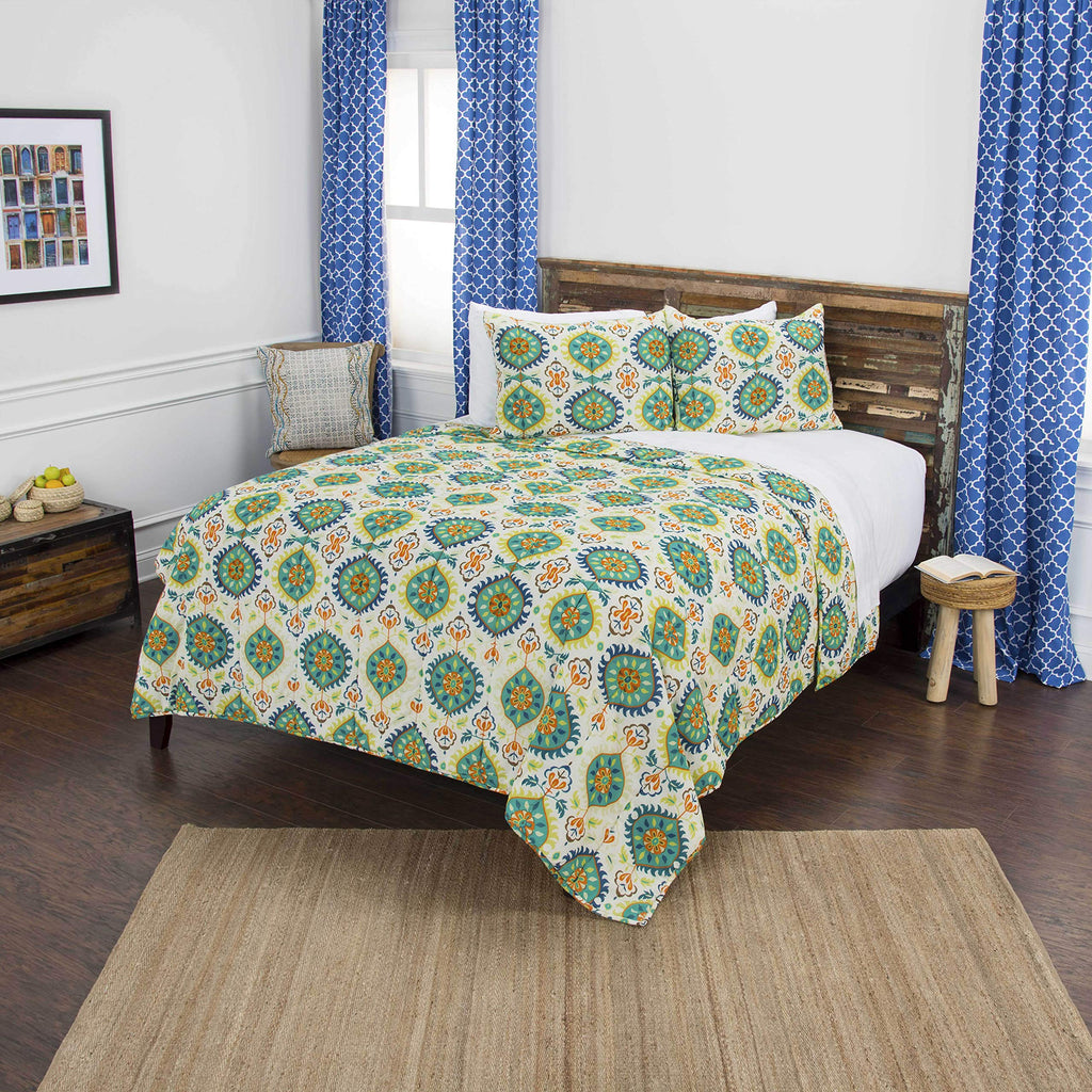 Rizzy Home | BQ4619 | Polyester Quilt | 106"x92" Yellow/Green/Orange Geometric