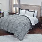 Rizzy Home | BT1282 | Polyester Comforter | 106"x92" Black/White/Nuetral Houndstooth