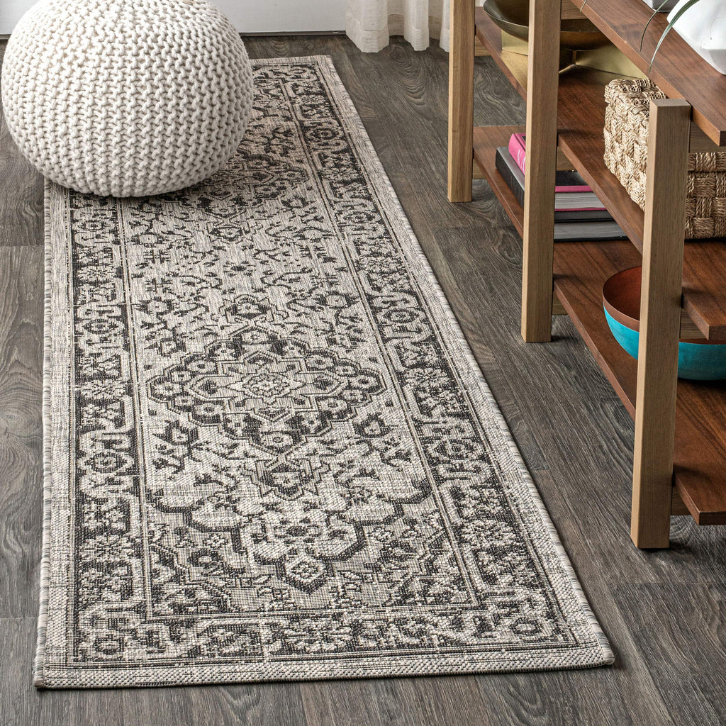 Jonathan Y Smb102D-28 Rozetta Boho Medallion Textured Weave Indoor Outdoor Area -Rug Coastal Bohemian Rustic Glam Easy -Cleaning Bedroom Kitchen Backyard Patio Non Shedding, 2 X 8, Gray/Black