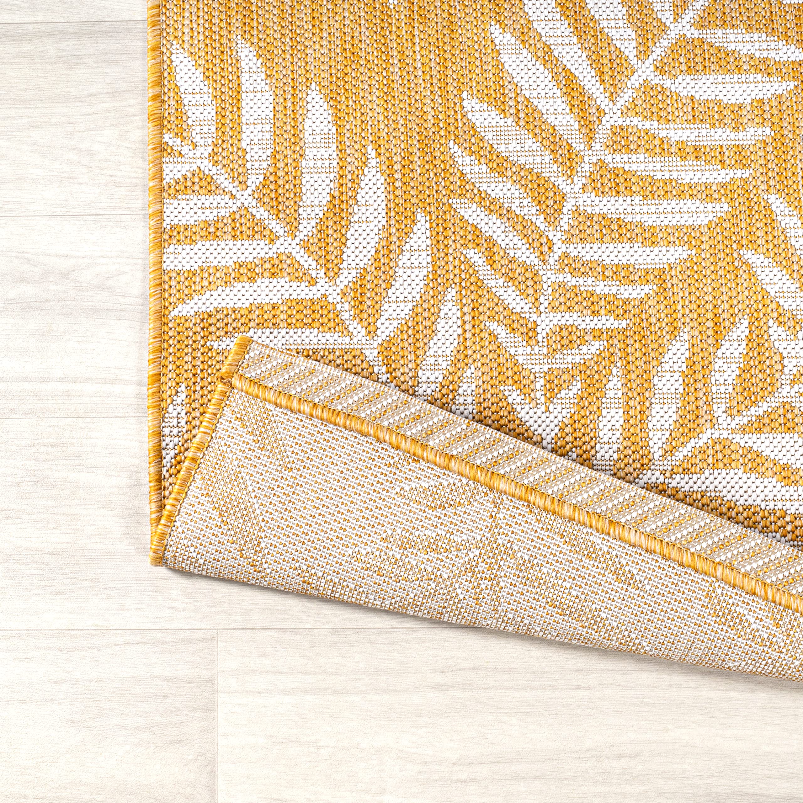 Jonathan Y Smb119C-5R Nevis Palm Frond Indoor Outdoor Area Rug, Coastal, Casual, Country Easy Cleaning,Bedroom,Kitchen,Backyard,Patio,Non Shedding, Yellow/Cream, 5' Round