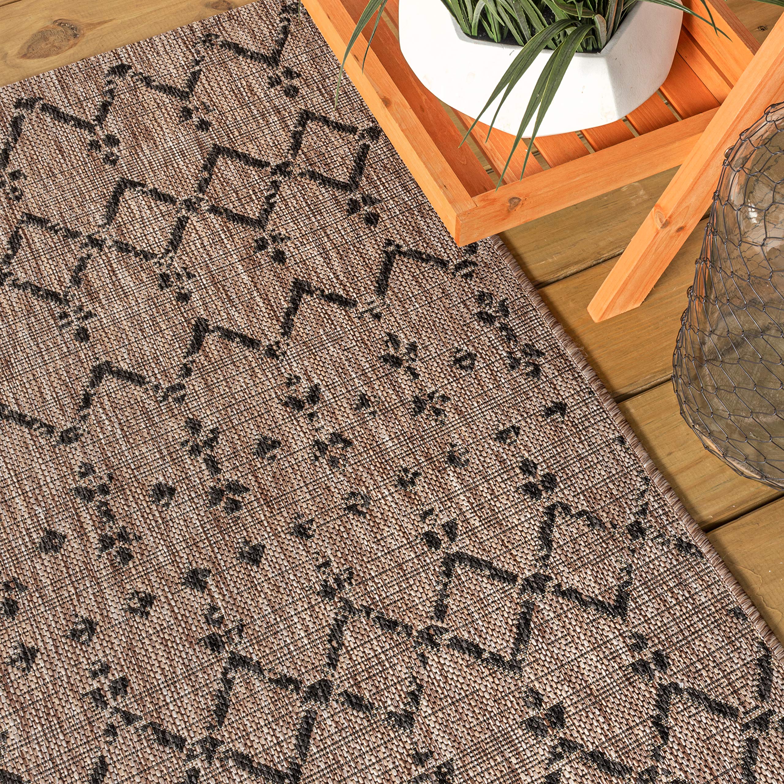 Jonathan Y Smb108D-6R Ourika Moroccan Geometric Textured Weave Indoor/Outdoor Area Rug, Bohemian, Scandinavian For Bedroom, Kitchen, Living Room, Easy-Cleaning, Natural/Black, 6' Round