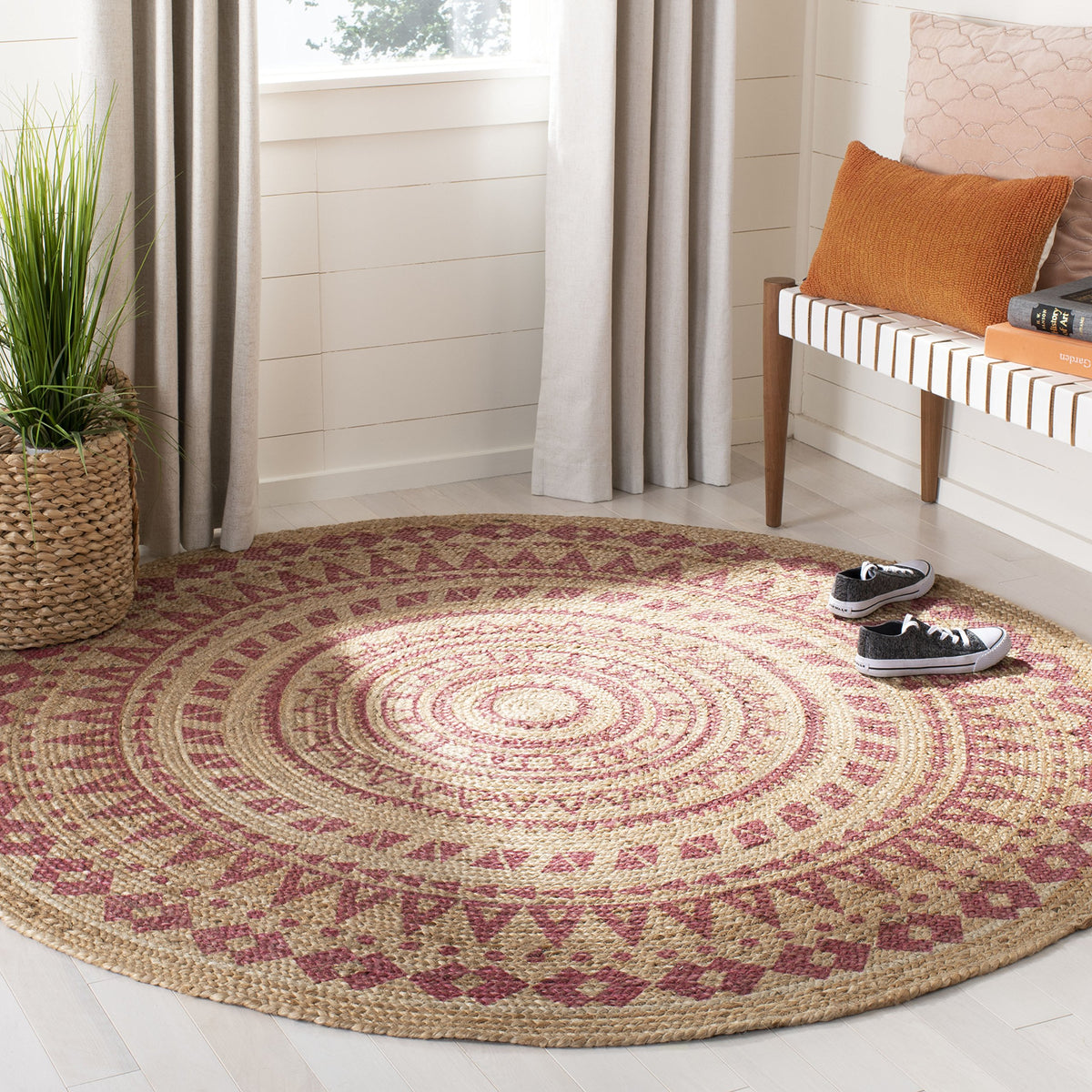 SAFAVIEH Natural Fiber Round Collection 3 Round Pink NF802P Handmade Boho Mandala Braided Jute Area Rug