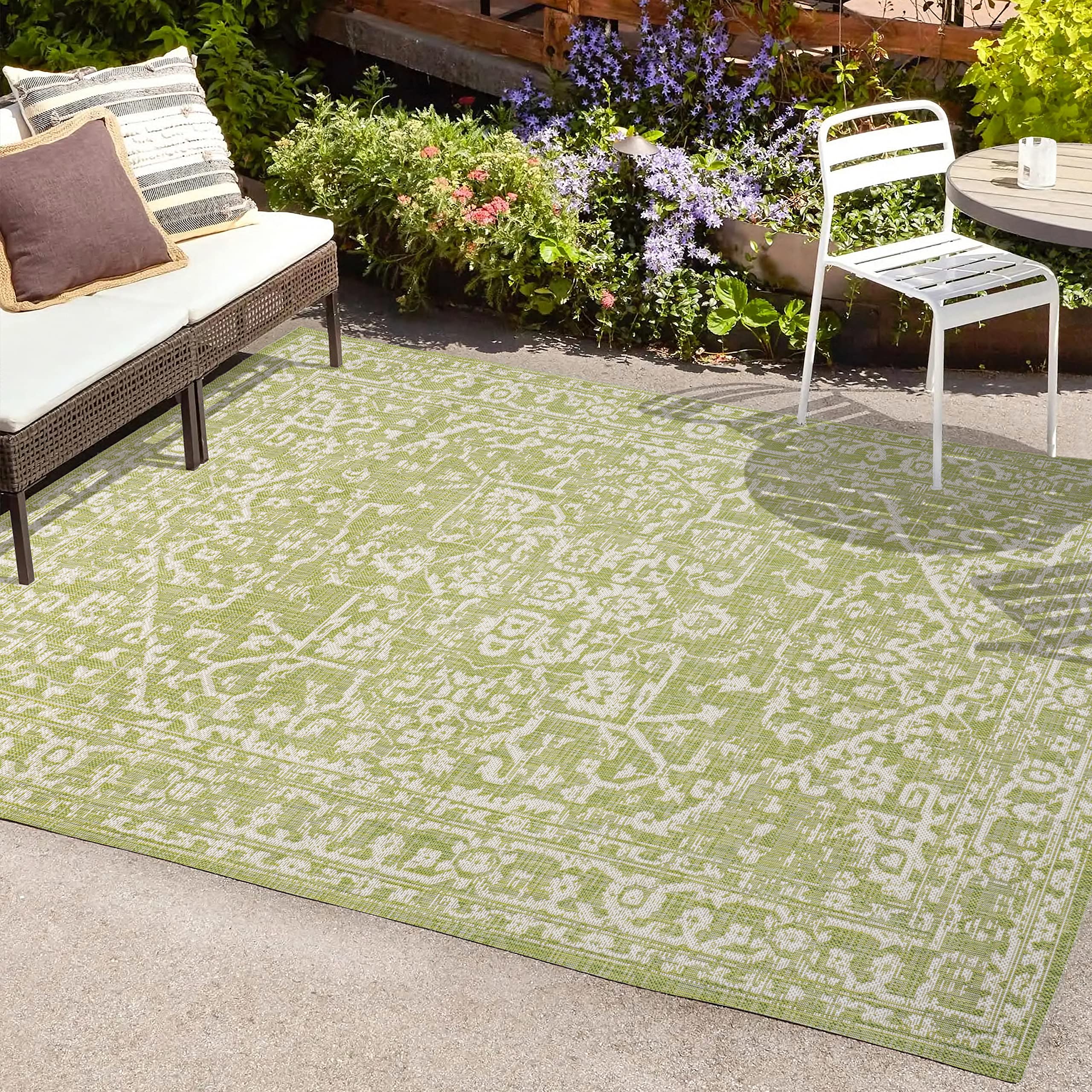 Jonathan Y Smb104D-4 Malta Bohemian Medallion Textured Weave Indoor Outdoor Area Rug, Coastal Traditional Transitional Easy Cleaning,Bedroom,Kitchen,Backyard,Patio,Non Shedding 4 X 6, Green/Cream