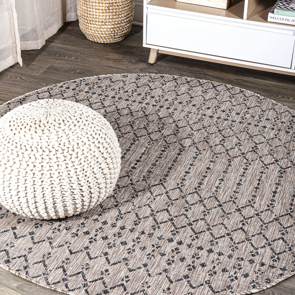 Jonathan Y Smb108D-6R Ourika Moroccan Geometric Textured Weave Indoor/Outdoor Area Rug, Bohemian, Scandinavian For Bedroom, Kitchen, Living Room, Easy-Cleaning, Natural/Black, 6' Round