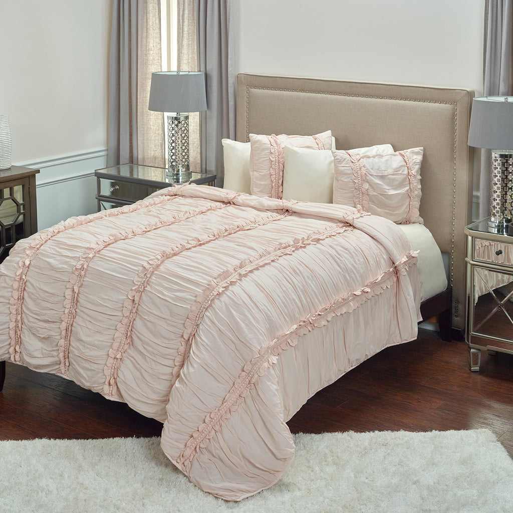 Rizzy Home | BQ4174 | Polyester Quilt | 70"x86" Pink/Neutral/ Solid With Cording