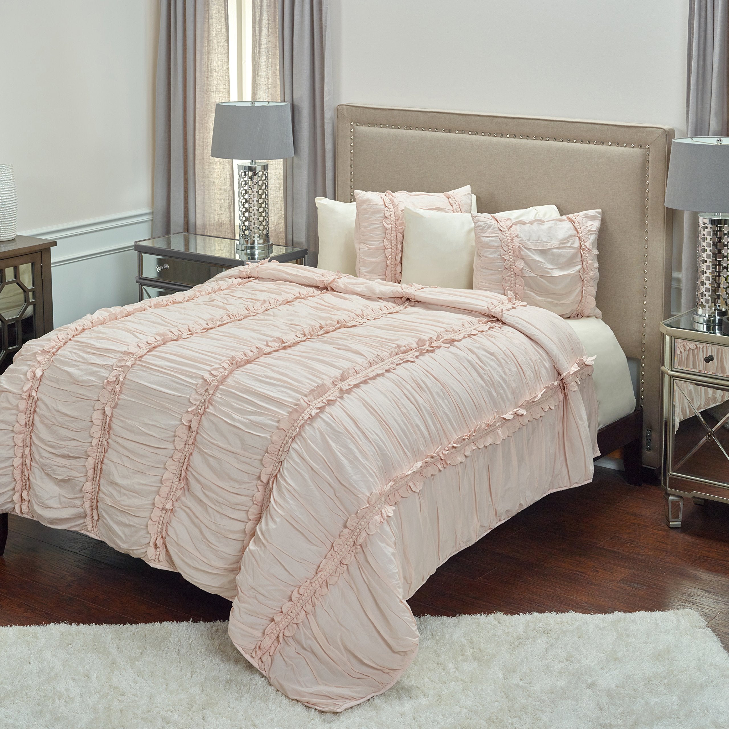Rizzy Home | BQ4174 | Polyester Quilt | 70"x86" Pink/Neutral/ Solid With Cording