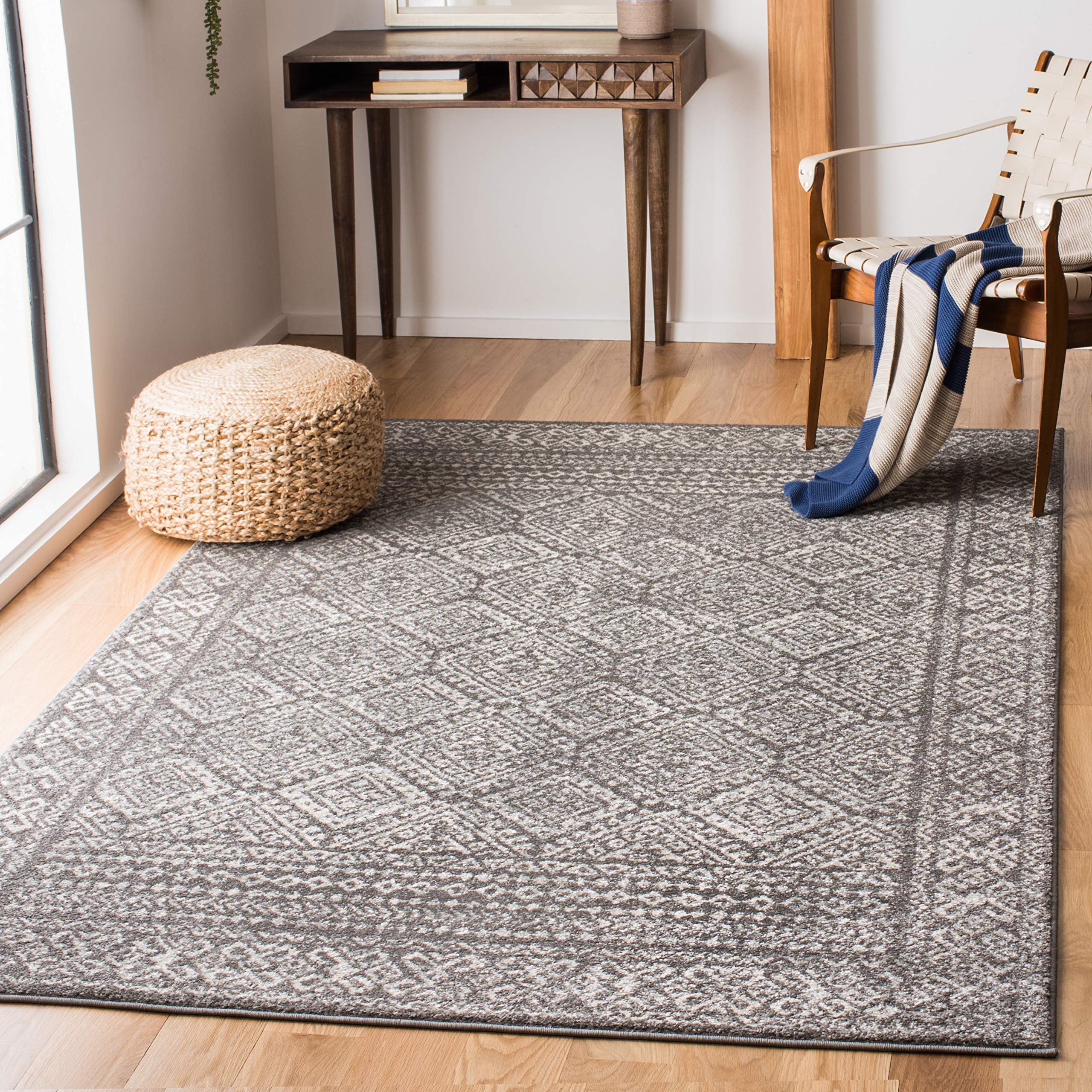 SAFAVIEH Tulum Collection Area Rug - 53 x 76, Dark Grey & Ivory, Moroccan Boho Distressed Design, Non-Shedding & Easy Care, Id