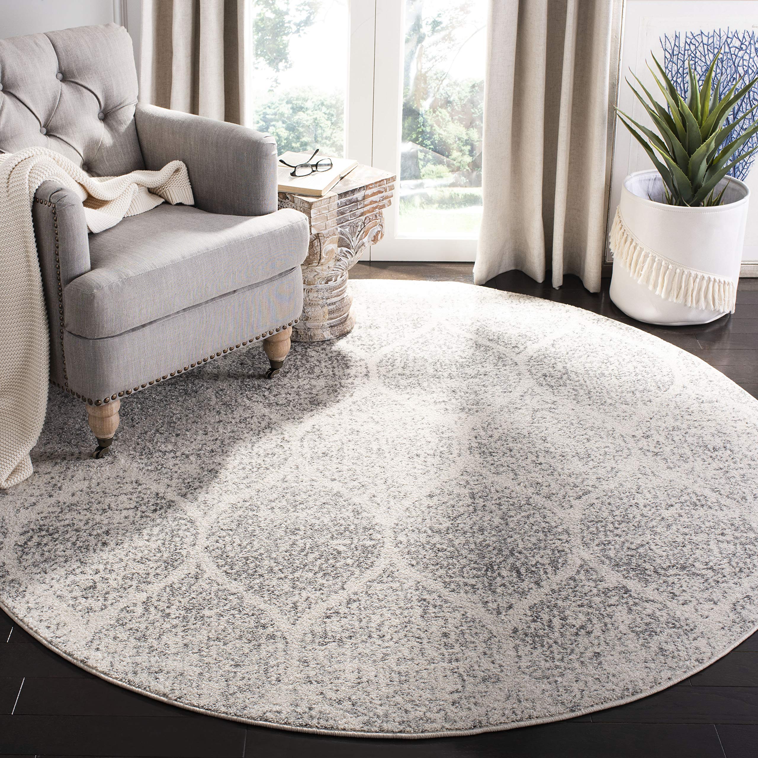 SAFAVIEH Madison Collection 4 Round Ivory / Silver MAD604B Glam Ogee Trellis Distressed Non-Shedding Dining Room Entryway Foyer