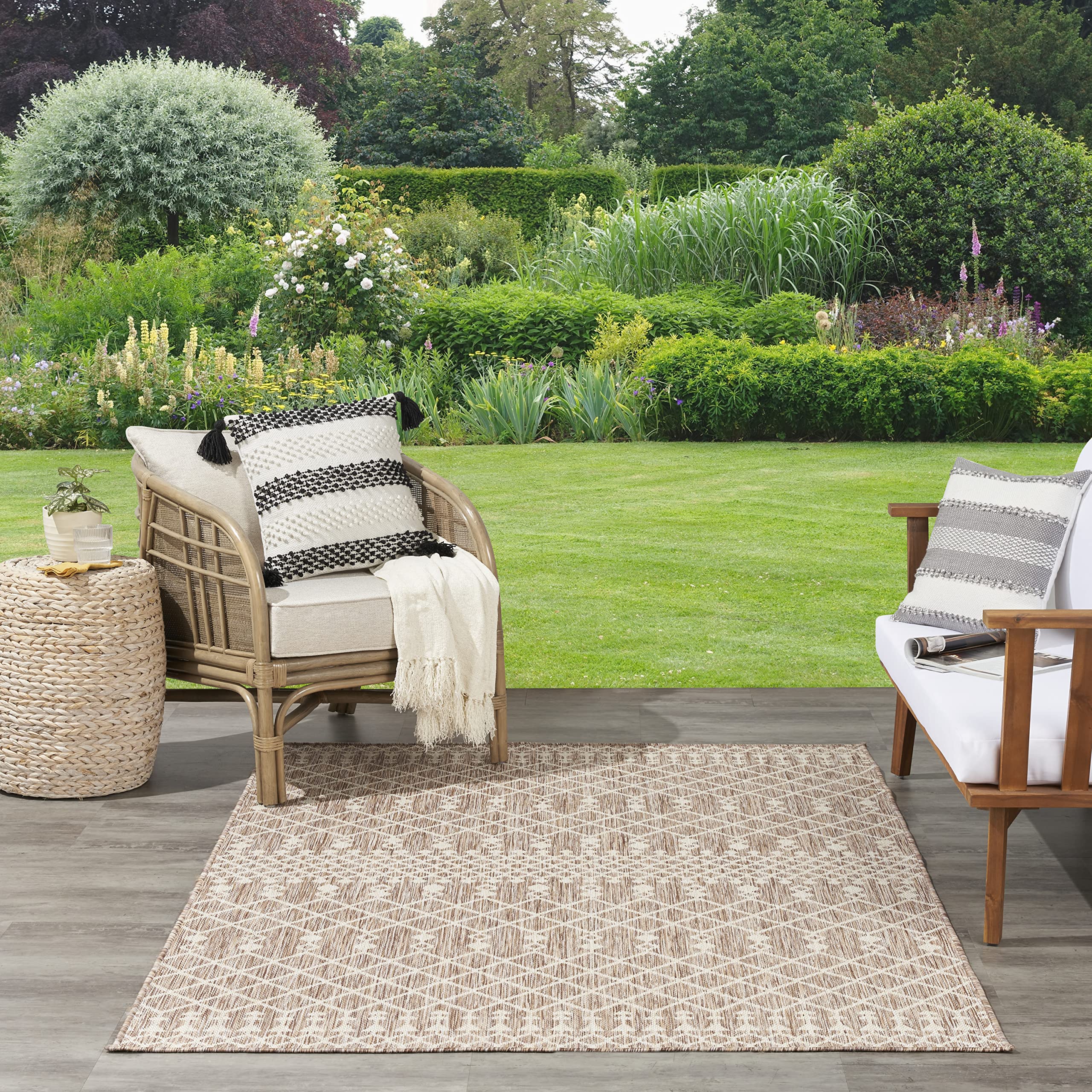 Nourison Positano Indoor/Outdoor Beige 8' X 10' Area Rug, Easy Cleaning, Non Shedding, Bed Room, Living Room, Dining Room, Backyard, Deck, Patio (8X10)