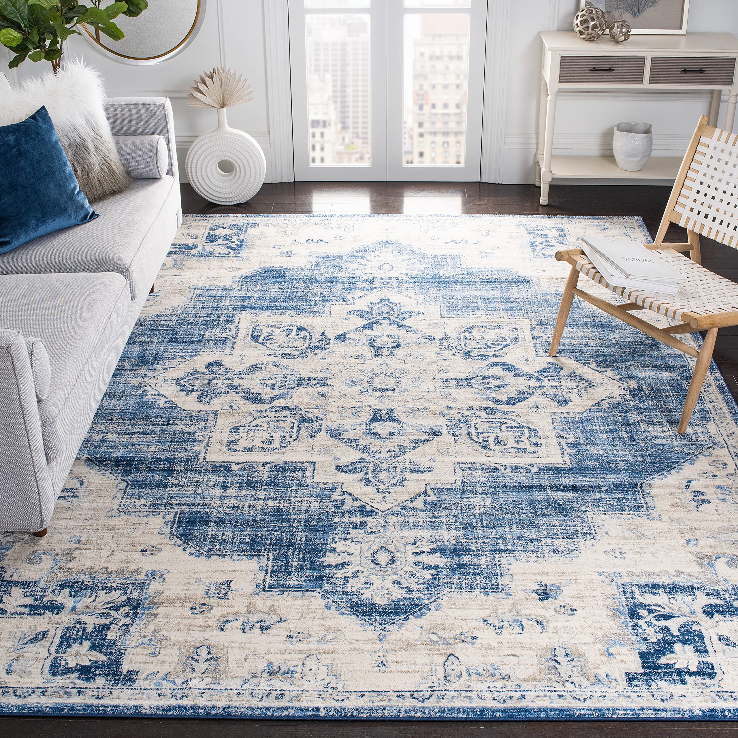 SAFAVIEH Brentwood Collection 5 Square Ivory / Navy BNT865A Medallion Distressed Non-Shedding Living Room Bedroom Area Rug
