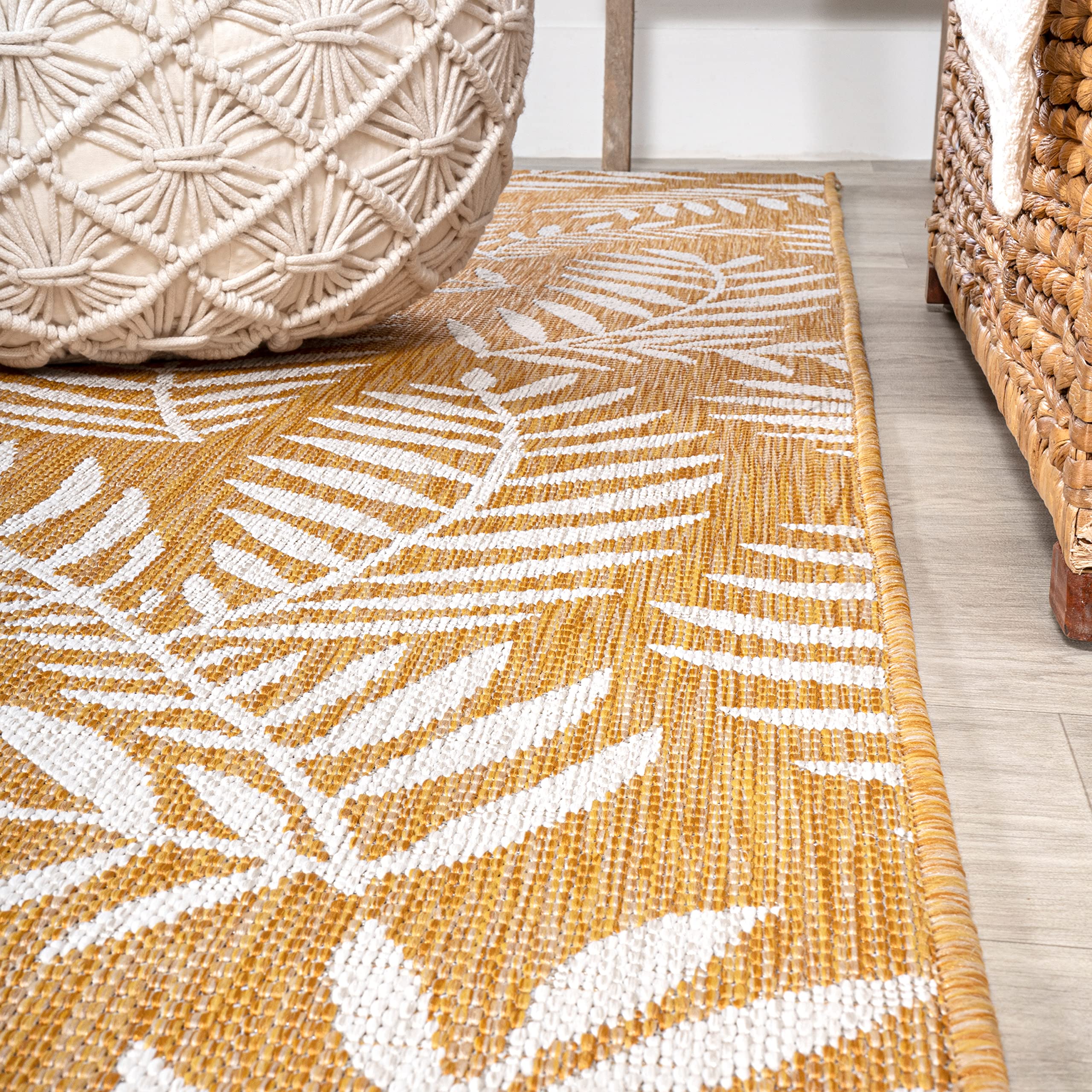 Jonathan Y Smb119C-5R Nevis Palm Frond Indoor Outdoor Area Rug, Coastal, Casual, Country Easy Cleaning,Bedroom,Kitchen,Backyard,Patio,Non Shedding, Yellow/Cream, 5' Round