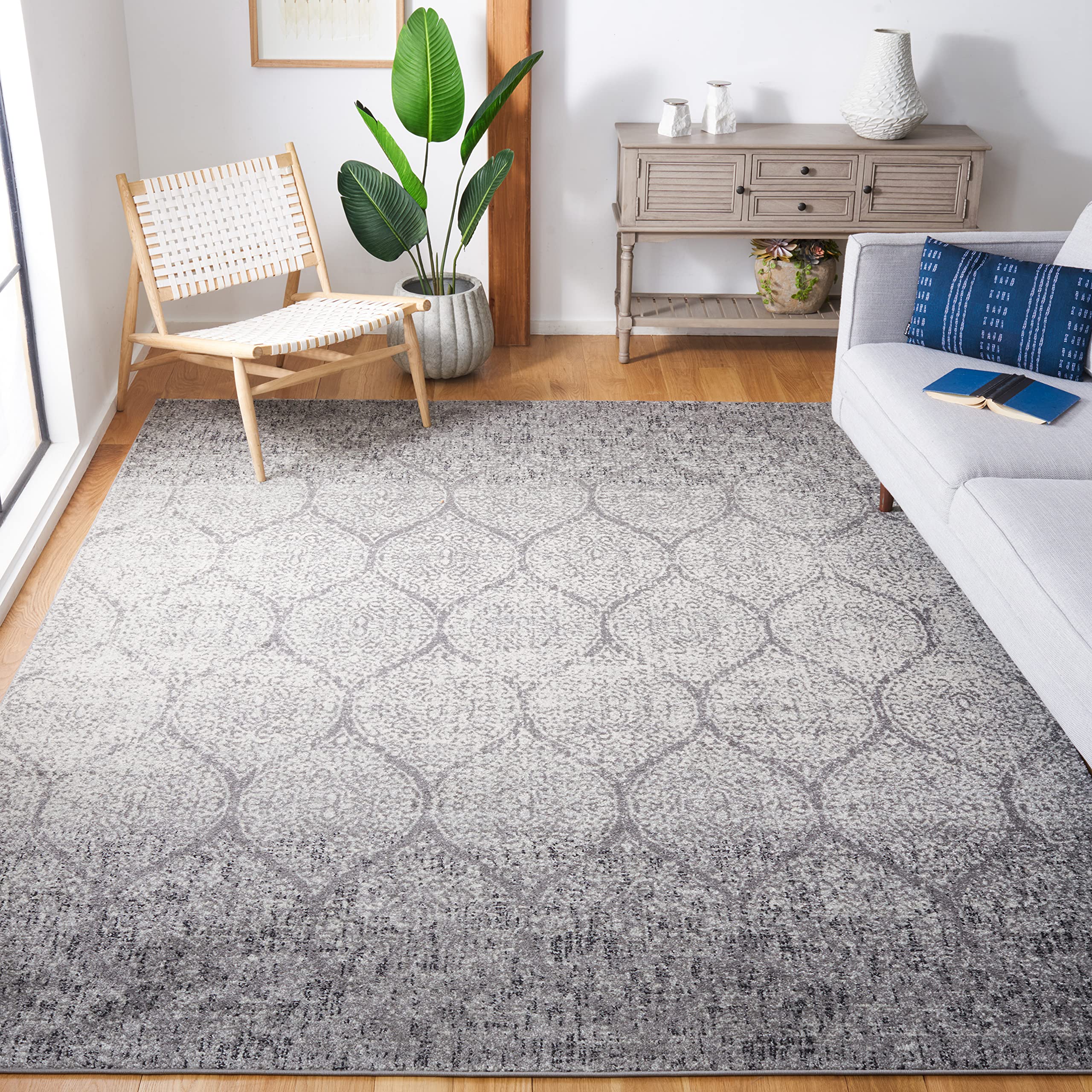 SAFAVIEH Madison Collection 53 Square Grey/Ivory MAD604F Glam Ogee Trellis Distressed Non-Shedding Living Room Bedroom Area Rug