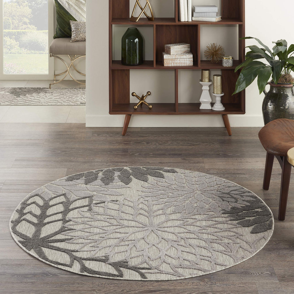 Nourison Aloha Indoor/Outdoor Floral Silver Grey 4' X Round Area Rug, (4' Round)