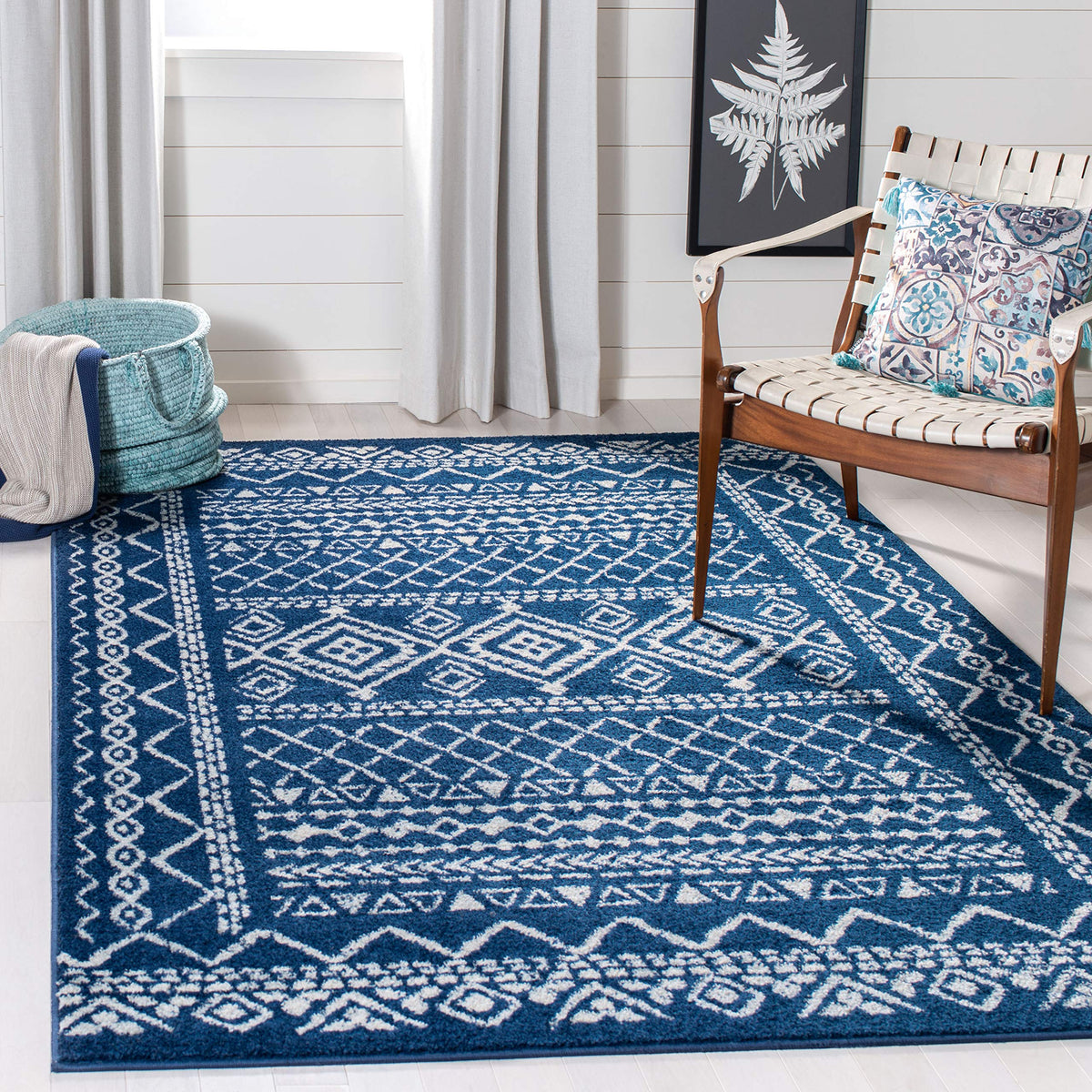 SAFAVIEH Tulum Collection 10 Square Navy/Ivory TUL268N Moroccan Boho Distressed Non-Shedding Area Rug