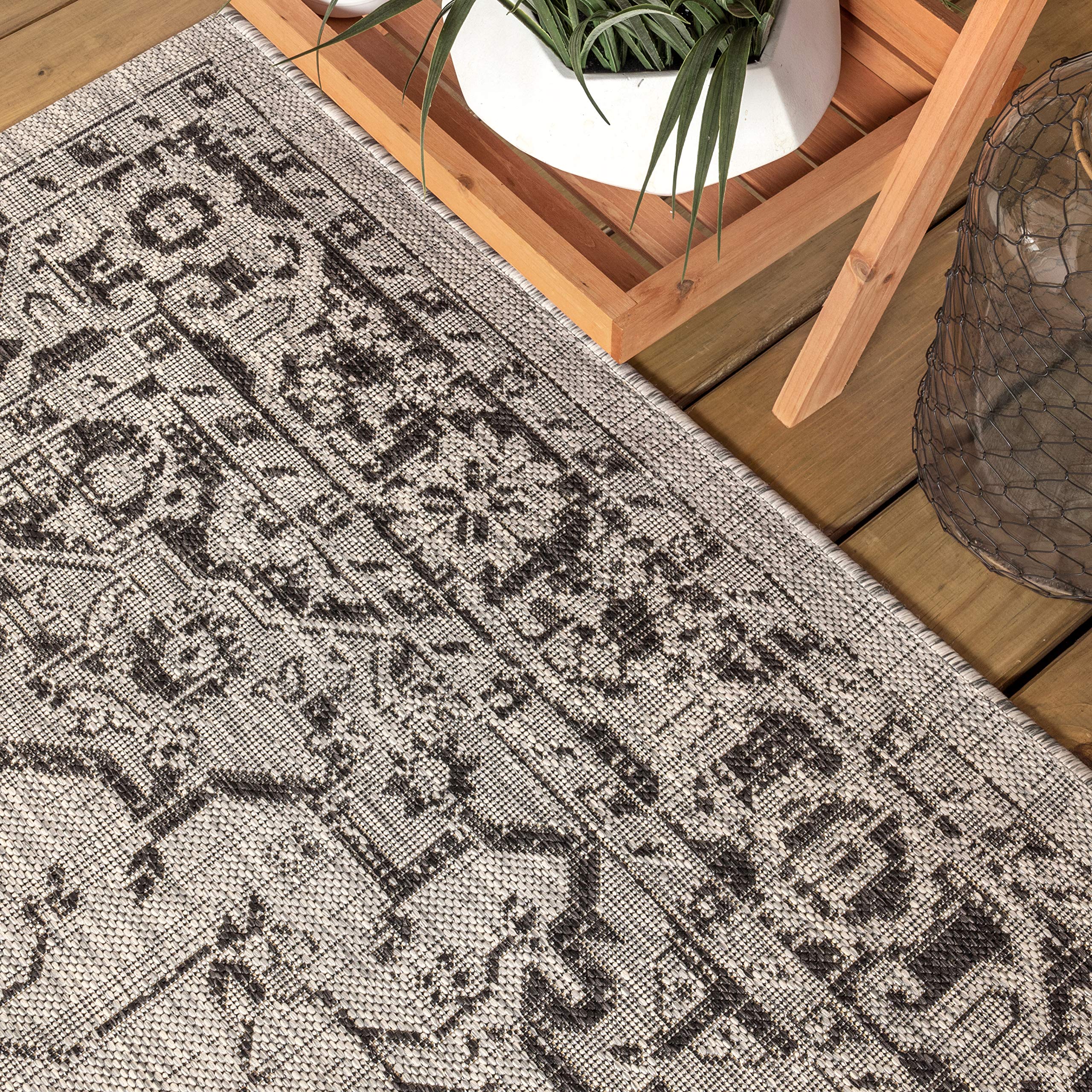 Jonathan Y Smb102D-28 Rozetta Boho Medallion Textured Weave Indoor Outdoor Area -Rug Coastal Bohemian Rustic Glam Easy -Cleaning Bedroom Kitchen Backyard Patio Non Shedding, 2 X 8, Gray/Black