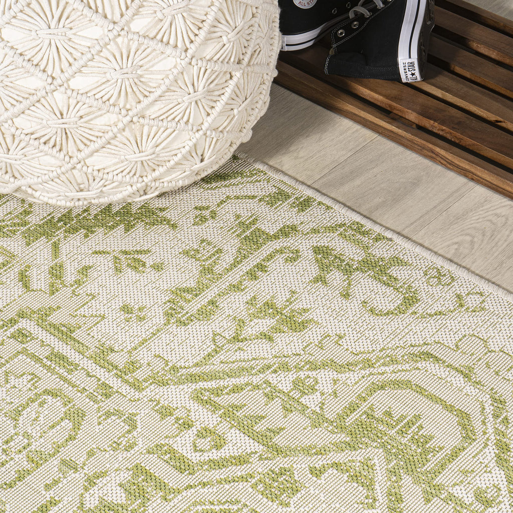 Jonathan Y Smb105E-5Sq Estrella Bohemian Medallion Textured Weave Indoor Outdoor Area Rug, Coastal,Traditional,Transitional Easy Clean,Bedroom,Kitchen,Backyard,Patio, Non-Shed, Cream/Green, 5' Square