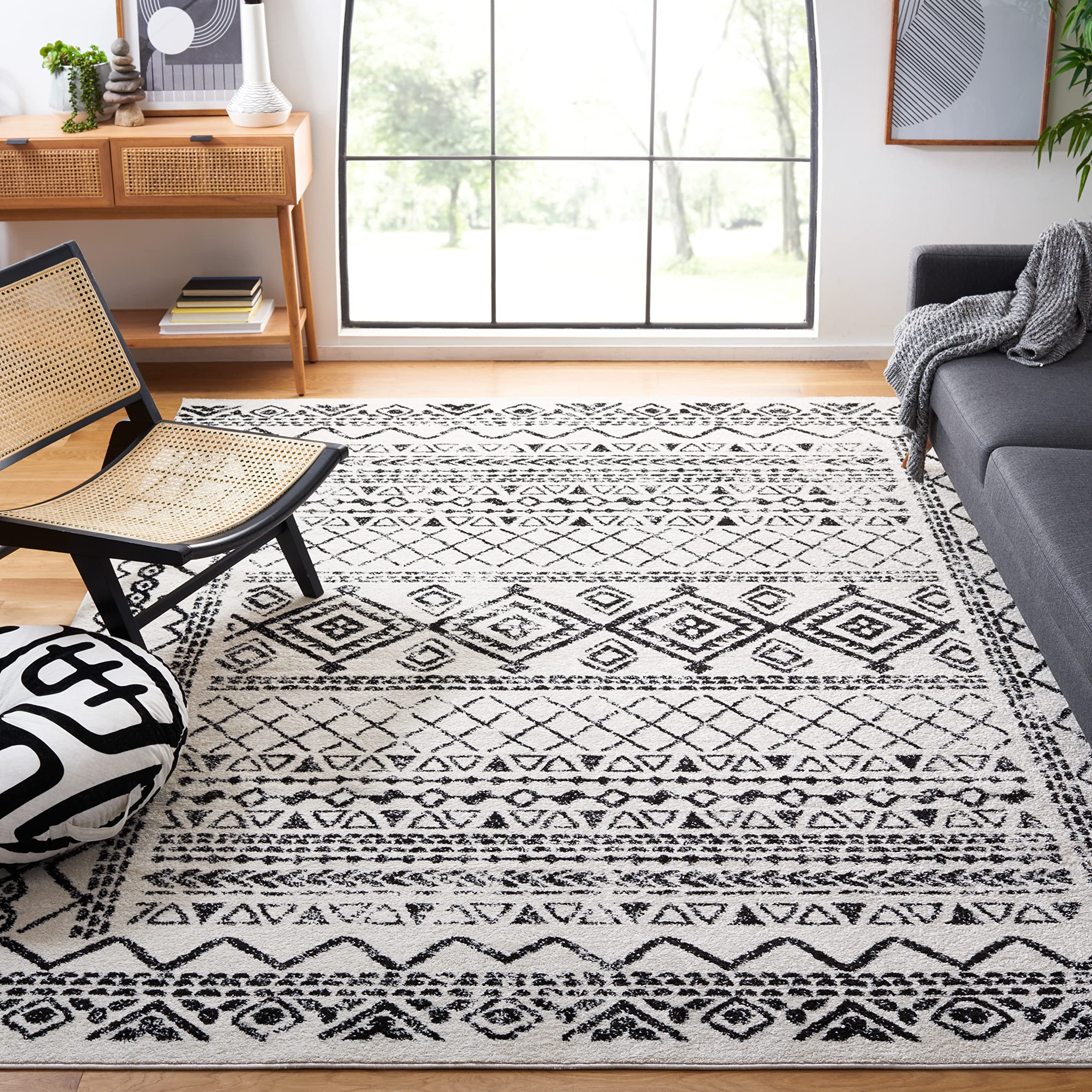 SAFAVIEH Tulum Collection Area Rug - 10 x 13, Ivory & Black, Moroccan Boho Distressed Design, Non-Shedding & Easy Care, Ideal 
