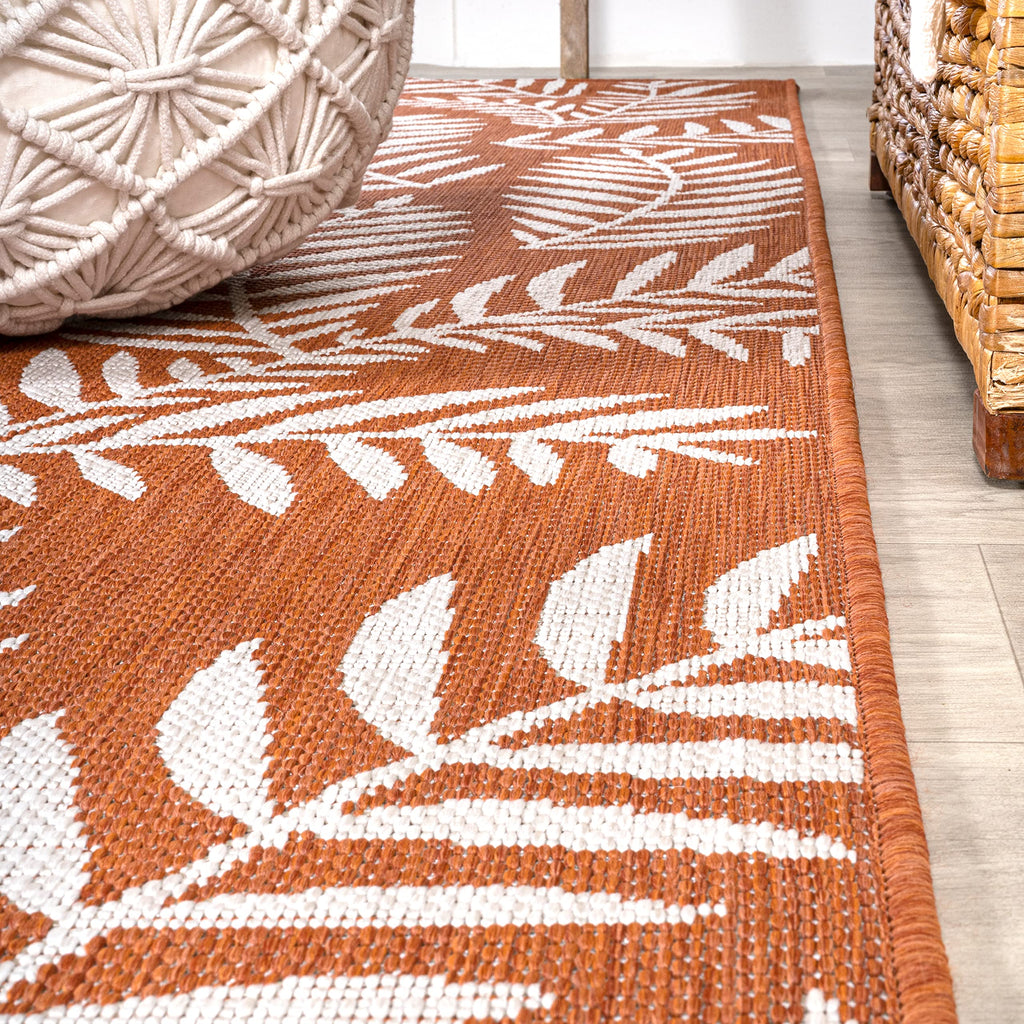 Jonathan Y Smb119E-5Sq Nevis Palm Frond Indoor Outdoor Area Rug, Coastal Casual Country & Floral Easy Cleaning,Bedroom,Kitchen,Backyard,Patio,Non Shedding, Orange/Cream, 5' Square
