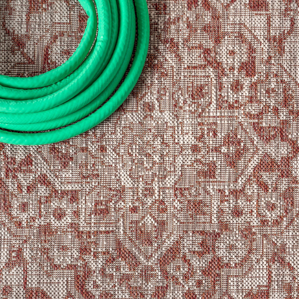Jonathan Y Smb102A-5Sq Rozetta Boho Medallion Textured Weave Indoor Outdoor Area Rug Coastal Bohemian Rustic Glam Easy Cleaning Bedroom Kitchen Backyard Patio Non Shedding, 5' Square, Red/Taupe