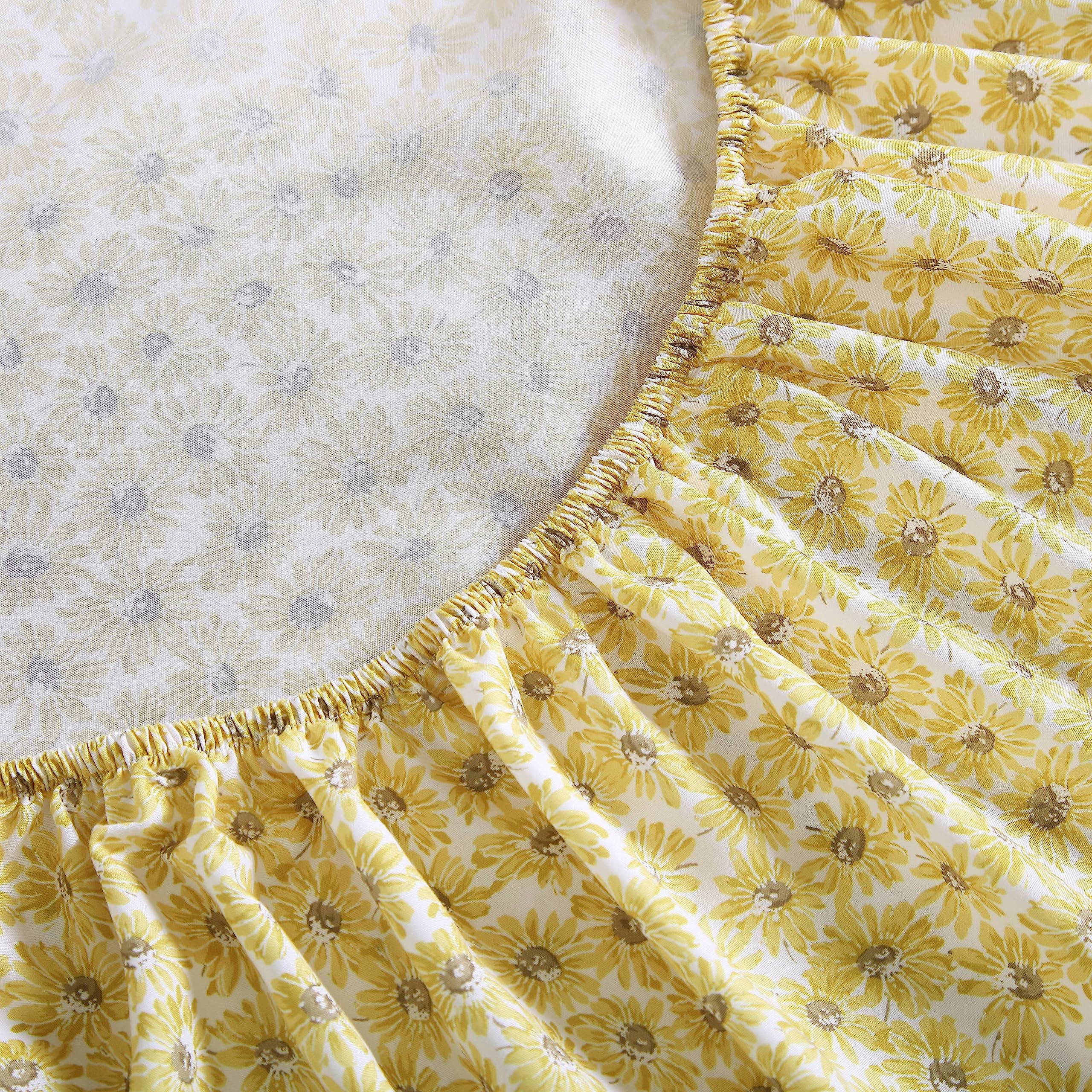 Betsey Johnson - Twin Bed Sheets, Soft & Lightweight Bedding, Fade & Wrinkle Resistant (Sunflower Field Yellow, Twin)