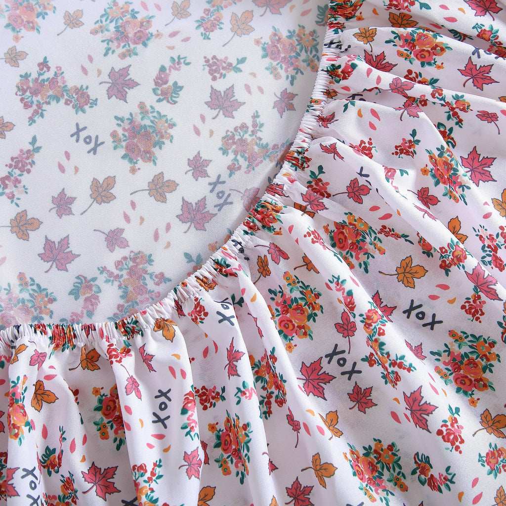 Betsey Johnson - Full Bed Sheets, Soft & Lightweight Bedding, Fade & Wrinkle Resistant (Fall Foliage Pink, Full)