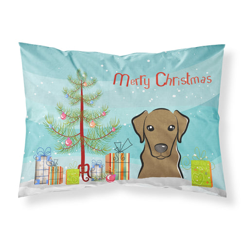 'Caroline'S Treasures Bb1606Pillowcase Christmas Tree And Chocolate Labrador Fabric Standard Pillowcase, Large, Multicolor'